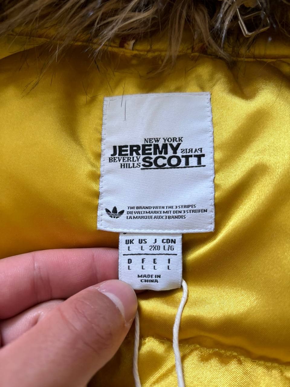 Adidas × Jeremy Scott Jeremy Scott Oversize Bomber Full Zip Fur Hood Size M / US 6-8 / IT 42-44 - 13 Thumbnail