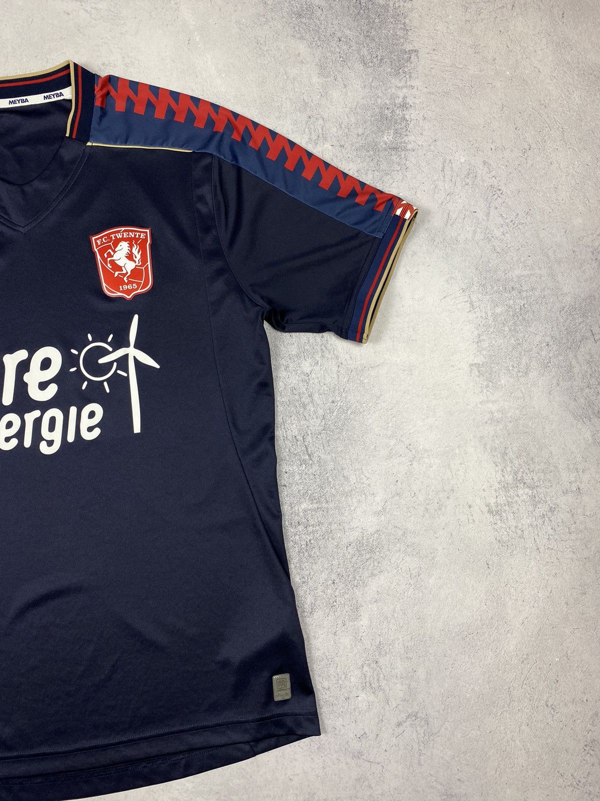 Other FC TWENTE 2020 2021 AWAY NETHERLANDS SOCCER JERSEY MEYBA Size US M / EU 48-50 / 2 - 5 Thumbnail