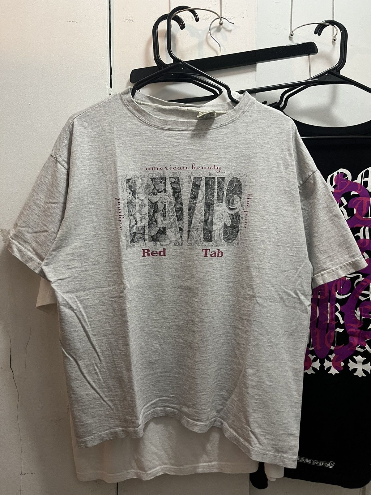 Levi's Vintage 90s Levis Big E Rose Box Logo Tee Shirt Size US XL / EU 56 / 4 - 1 Thumbnail