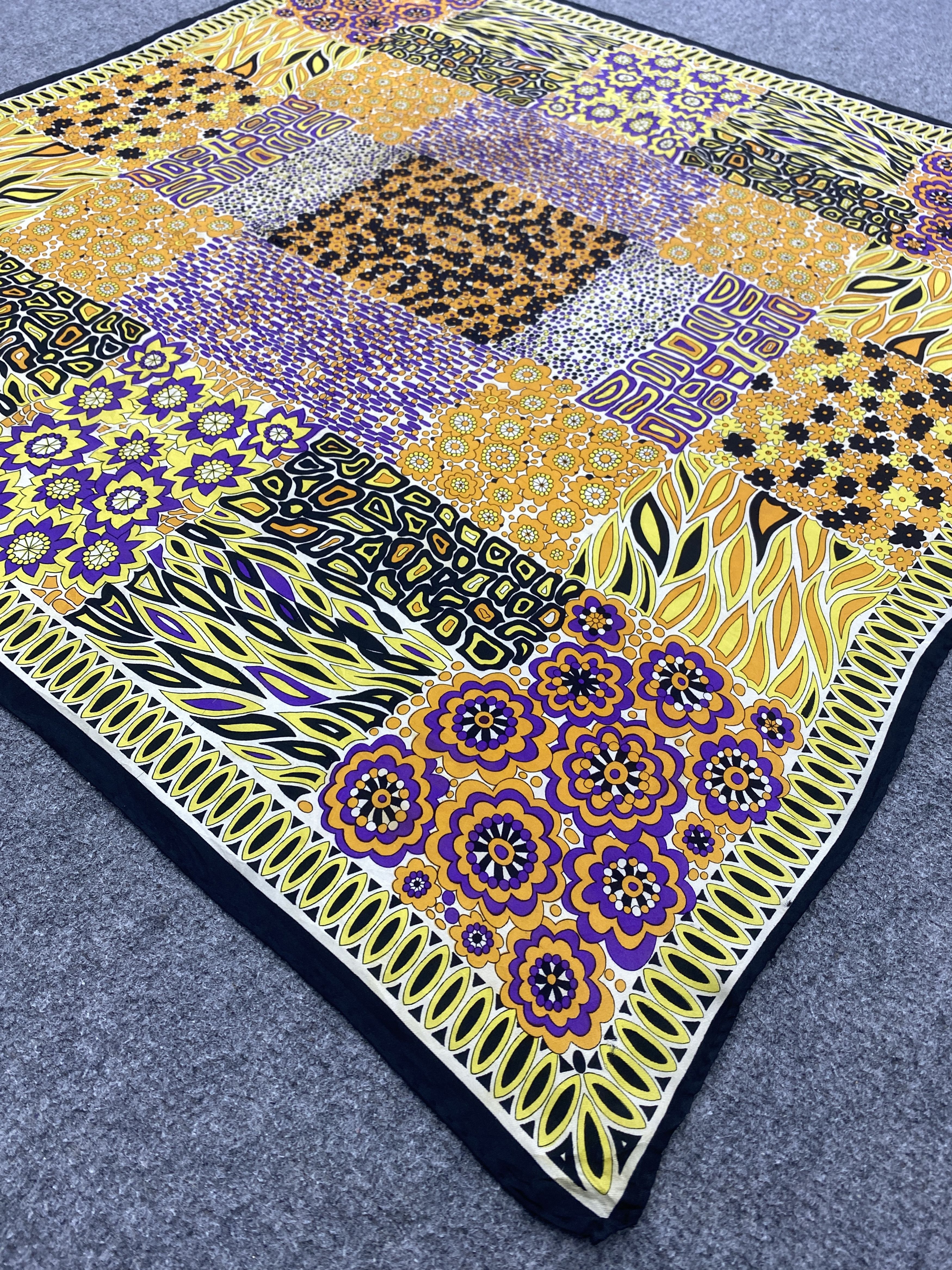 Vintage Disegno Como Silk Scarf / Muffler / Silk Shawl - SN0063 Size ONE SIZE - 4 Thumbnail