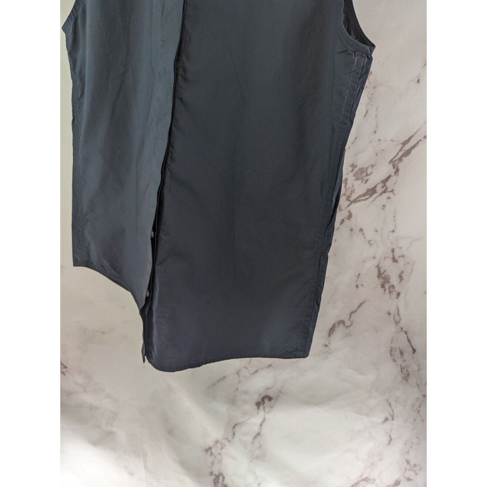 Everlane Everlane Shirt Womens XS Button Sleeveless Concealed Placket Size XS / US 0-2 / IT 36-38 - 4 Thumbnail