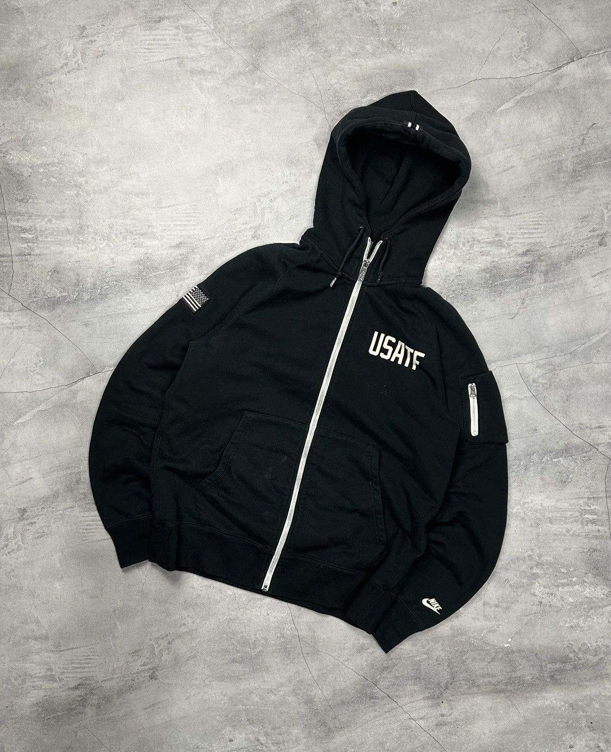 Nike × Vintage Vintage USA Nike USATF Zip hoodie Size M Size US M / EU 48-50 / 2 - 1 Thumbnail