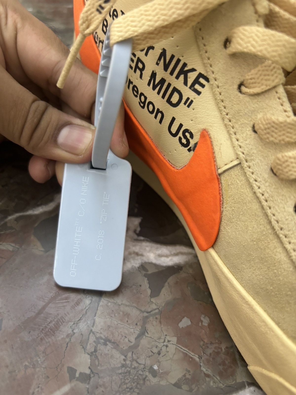 Nike × Off-White Nike off white Size US 8 / EU 41 - 14 Thumbnail