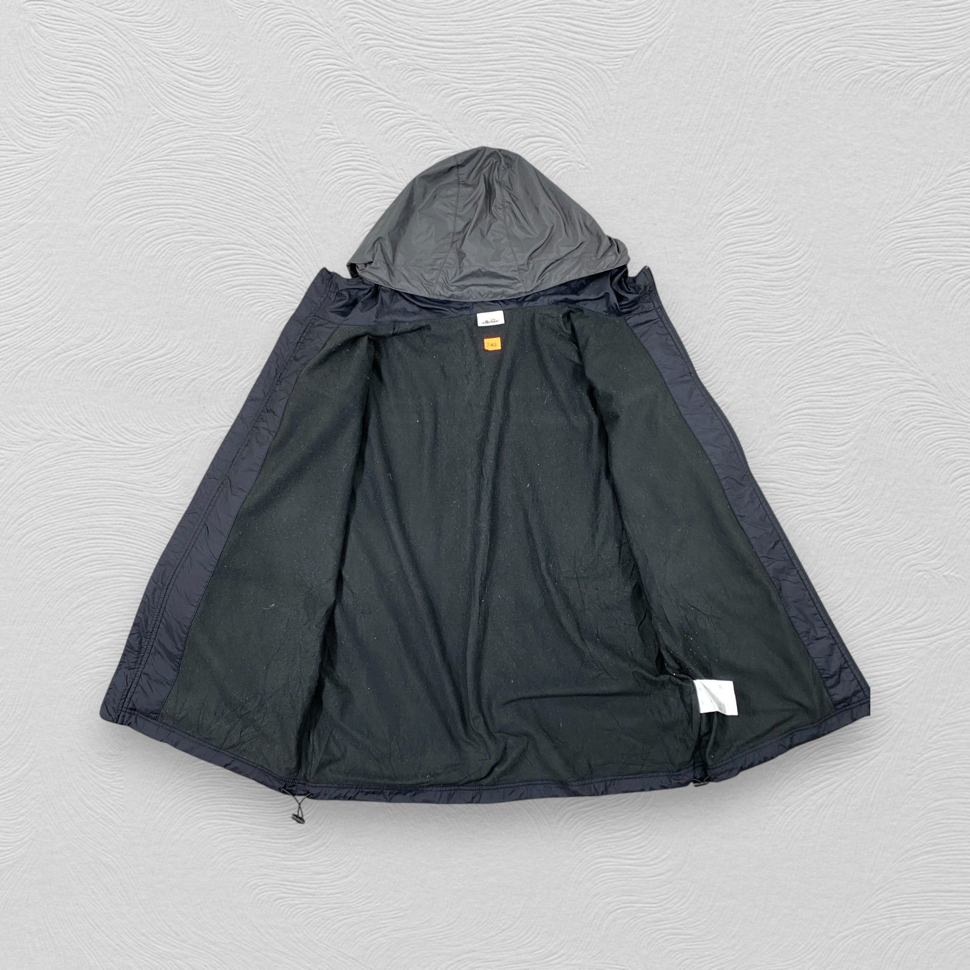 Ellesse Vintage Ellese Hoodie Windbreaker Jacket-J162 Size US M / EU 48-50 / 2 - 3 Thumbnail