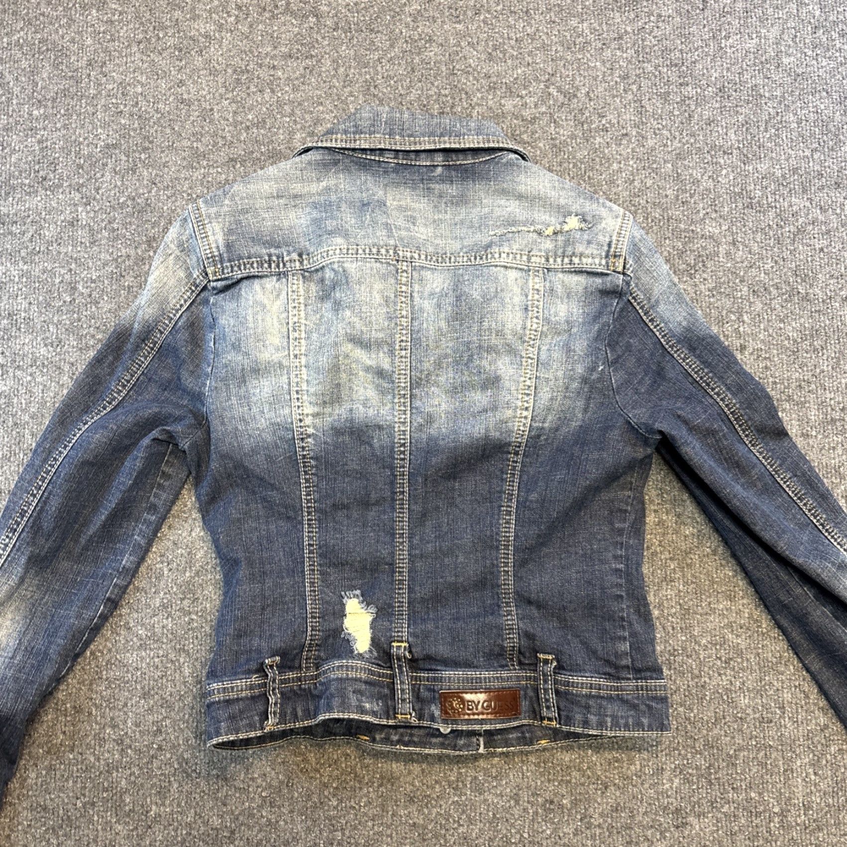 Guess VINTAGE GUESS Cropped Jean Jacket Small S Women Distressed Denim 80’s 90’s Y2k Collared Button USA Denim Jacket Women Size 28" / US 6 / IT 42 - 5 Thumbnail
