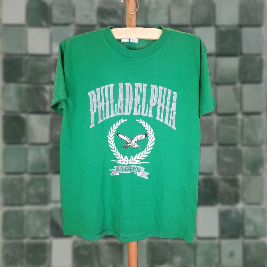 NFL VINTAGE Philadelphia Eagles NFL Football Green 50/50 THIN T-SHIRT SZ MEDIUM Shirt Men Green 80s Sports Logo Eagles Mens Size US M / EU 48-50 / 2 - 1 Thumbnail