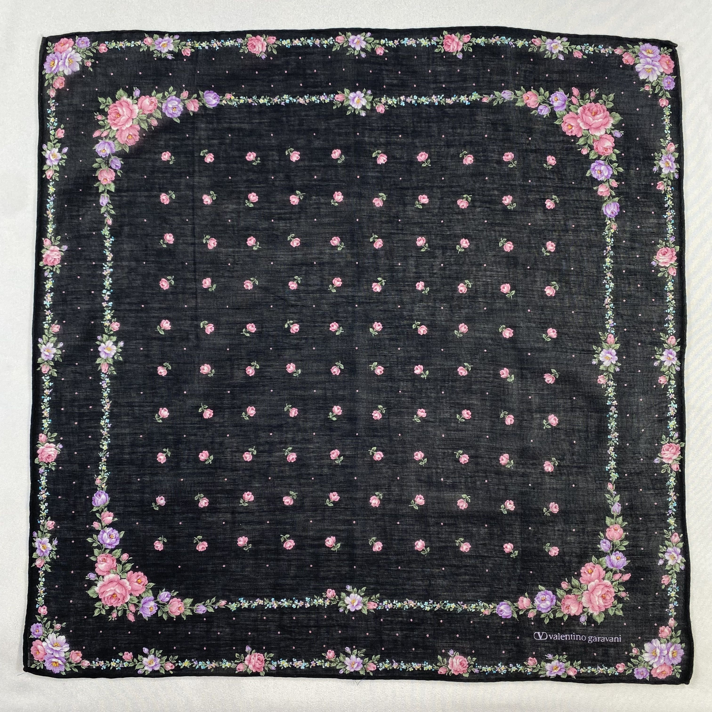 Valentino × Vintage Valentino Garavani Handkerchief / Neckerchief-P1528 Size ONE SIZE - 1 Thumbnail