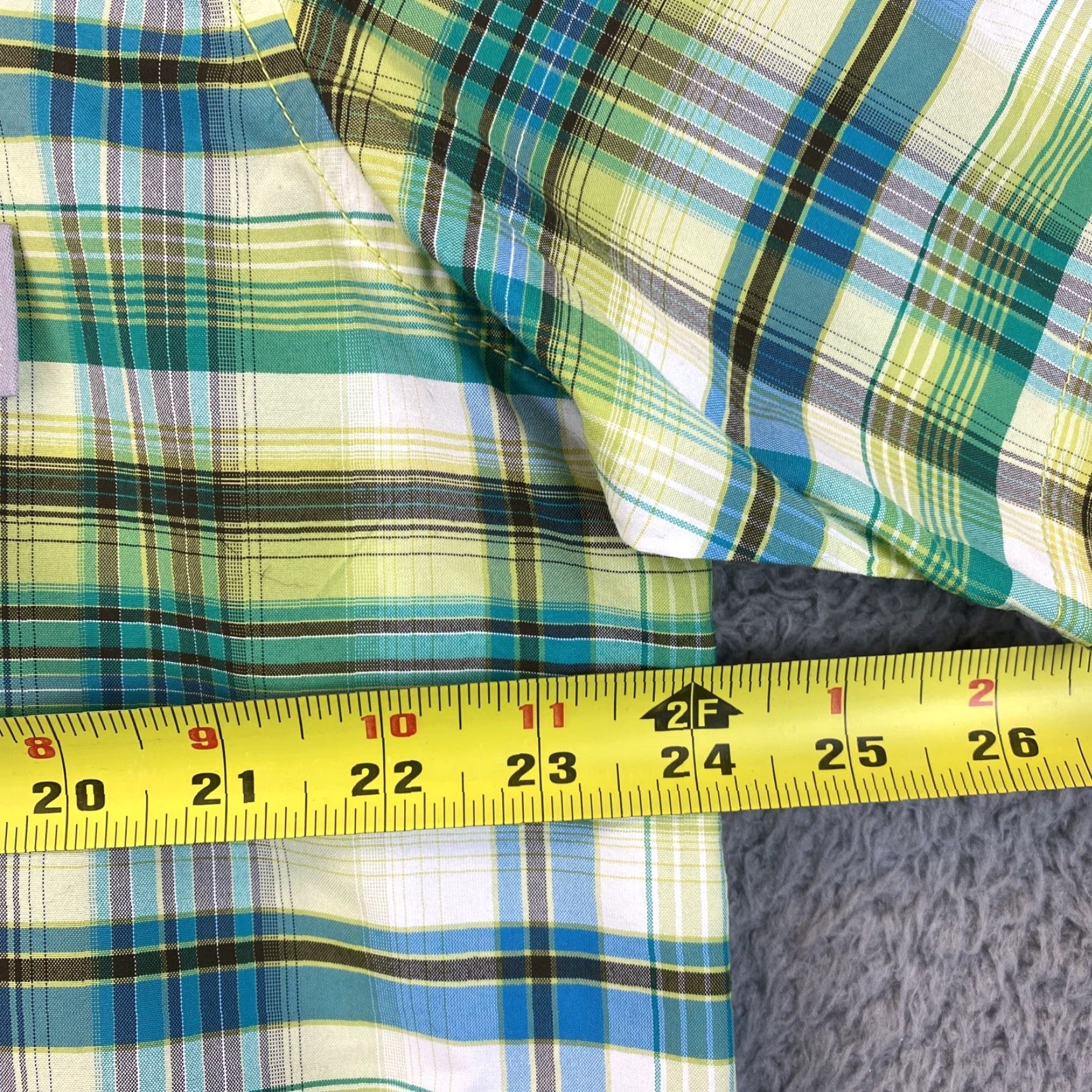 Vintage Columbia Button-Down Shirt Mens XL Green Plaid Cotton Classic Fit Button Up /68-25 Size US XL / EU 56 / 4 - 7 Thumbnail