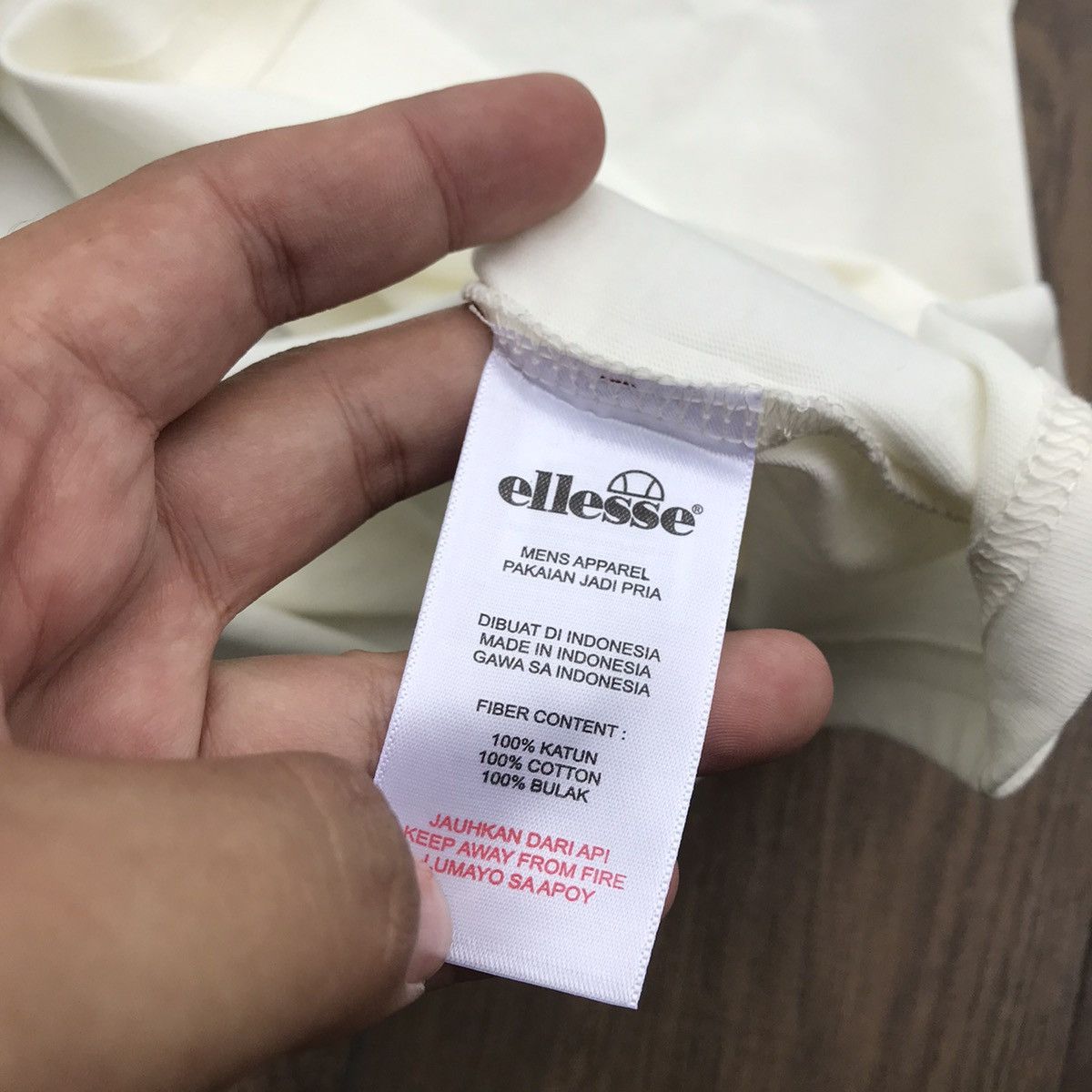 Ellesse Ellesse Italia Originals Raglan Tshirt tee shirt white beige Size US XL / EU 56 / 4 - 11 Thumbnail
