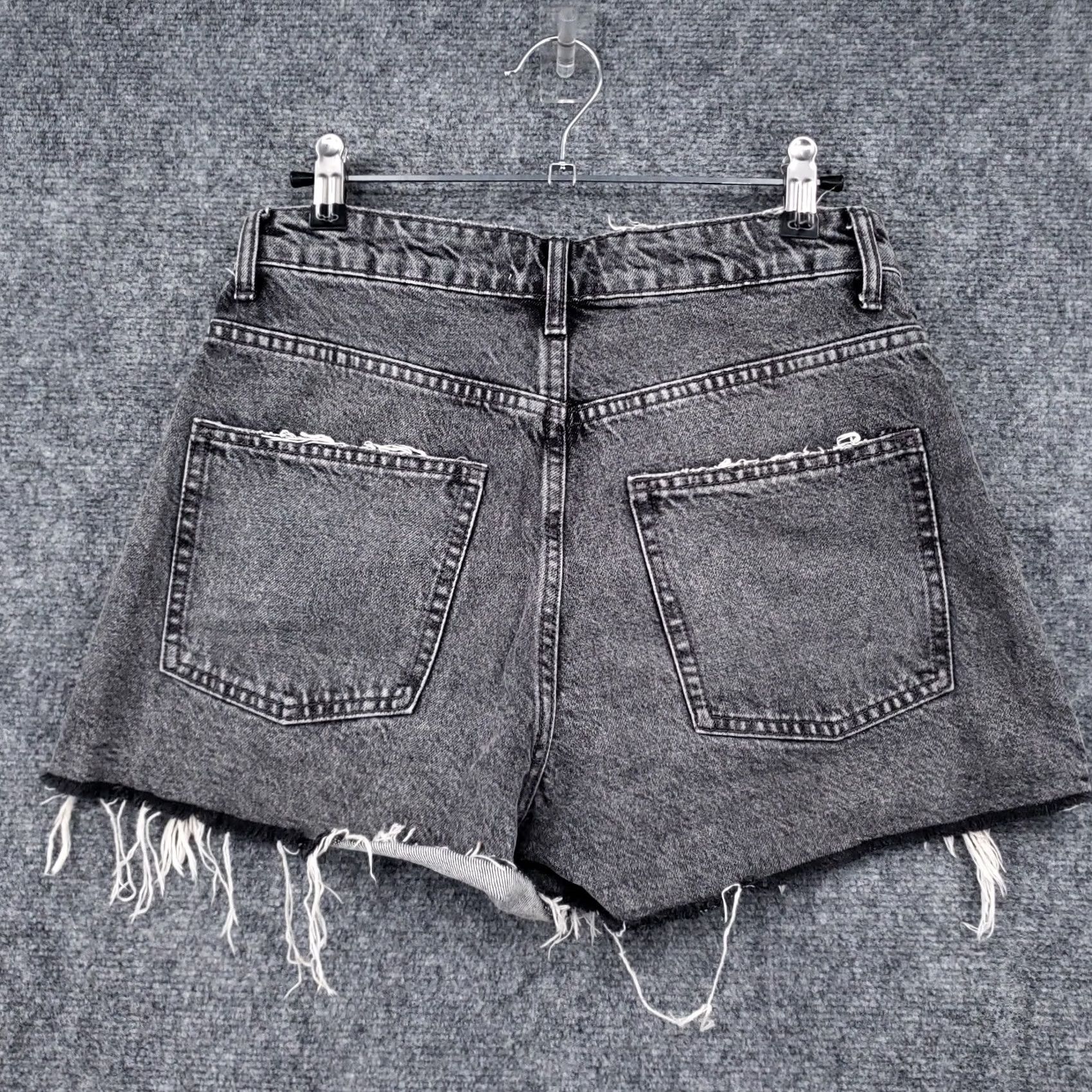 Zara Zara Womens Shorts Gray Hot Pants Hi Rise Cut Off Denim Ripped Dark Wash Jean Size 4 Size 27" / US 4 / IT 40 - 2 Thumbnail