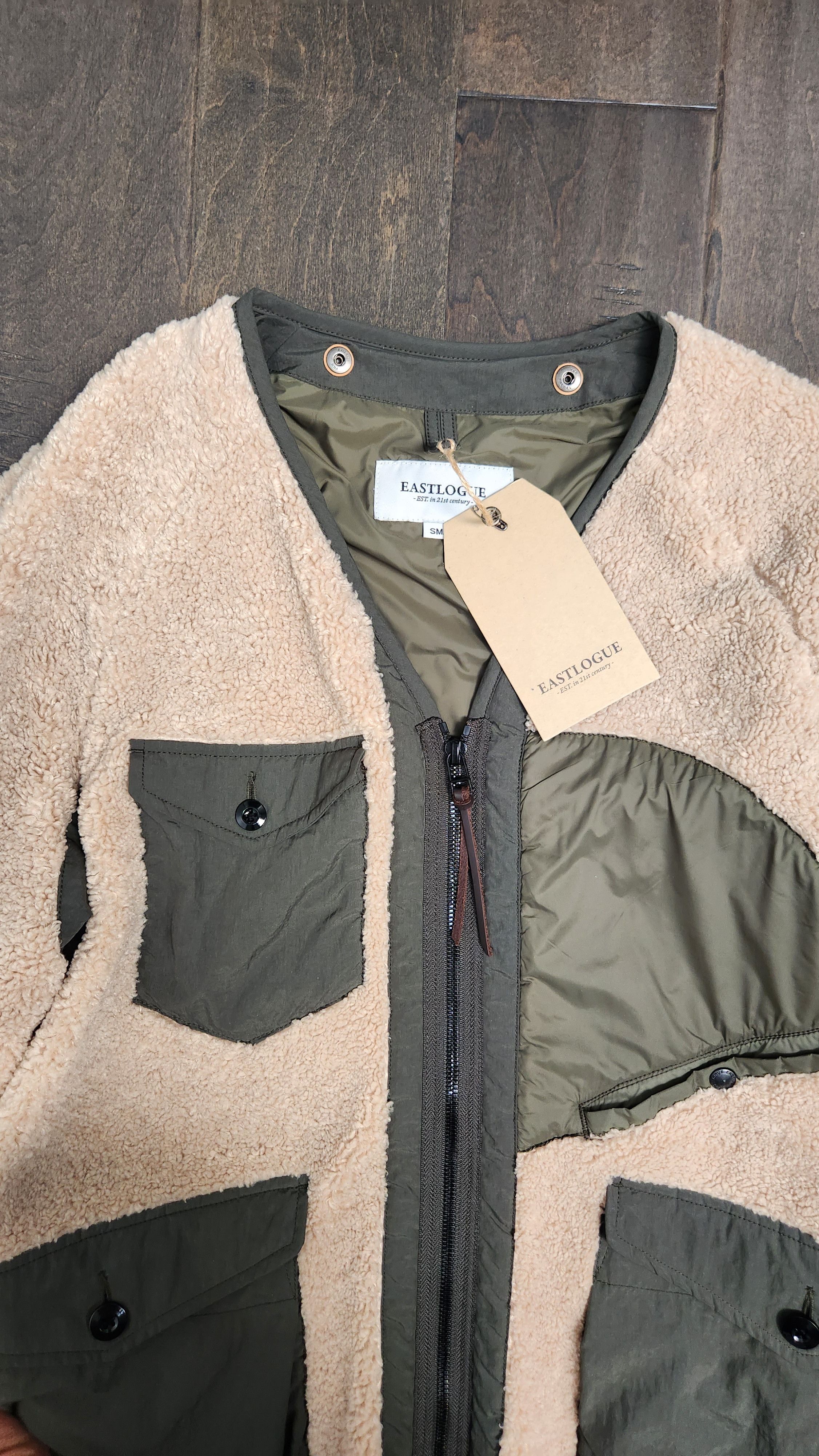 EASTLOGUE Traveller Jacket Boa Fleece Beige Olive Small Korea Size US S / EU 44-46 / 1 - 4 Thumbnail