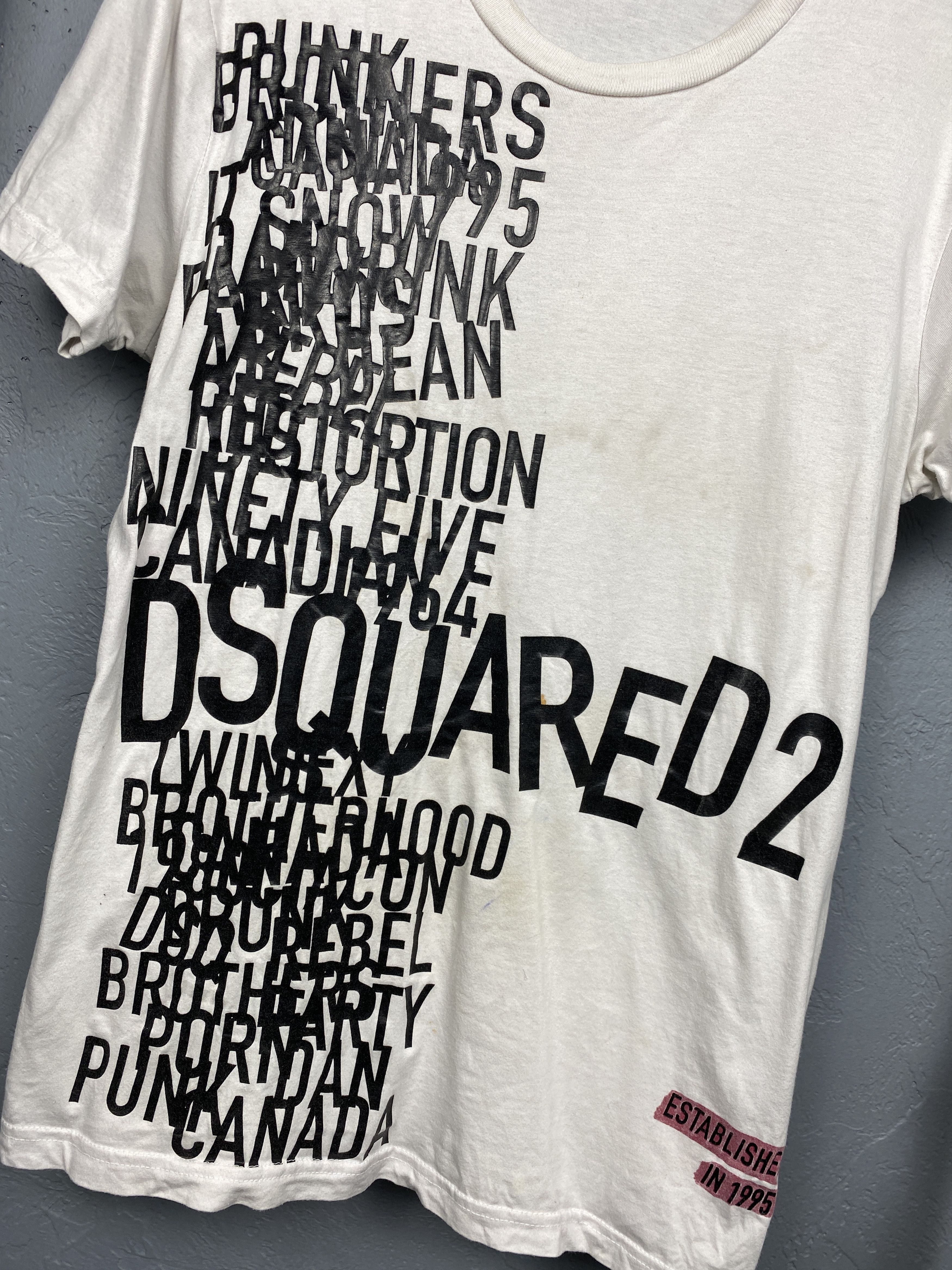 Dsquared2 Dsquared2 Vintage Mens Distressed T-Shirt Size US S / EU 44-46 / 1 - 3 Thumbnail