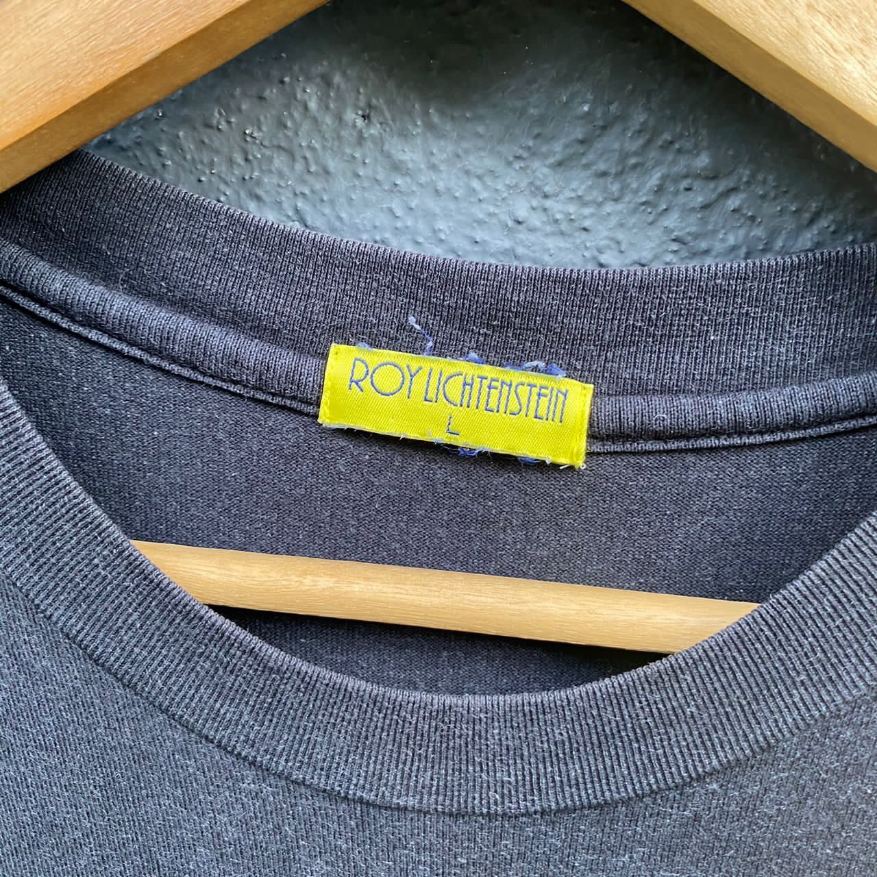 Uniqlo Thrashed Faded Roy Lichtenstein X Uniqlo Japanese Brand Tee Size US L / EU 52-54 / 3 - 5 Thumbnail