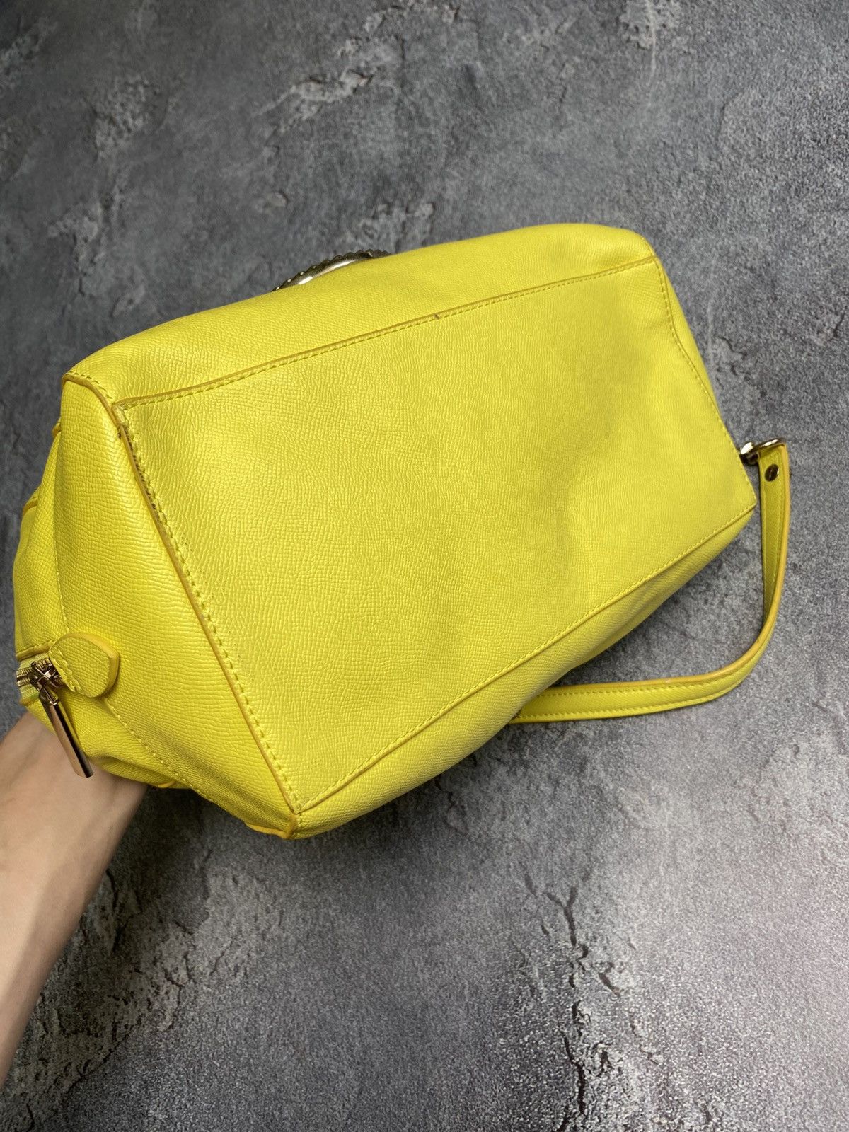 Versace Versace jeans bowling bag yellow Size ONE SIZE - 9 Thumbnail
