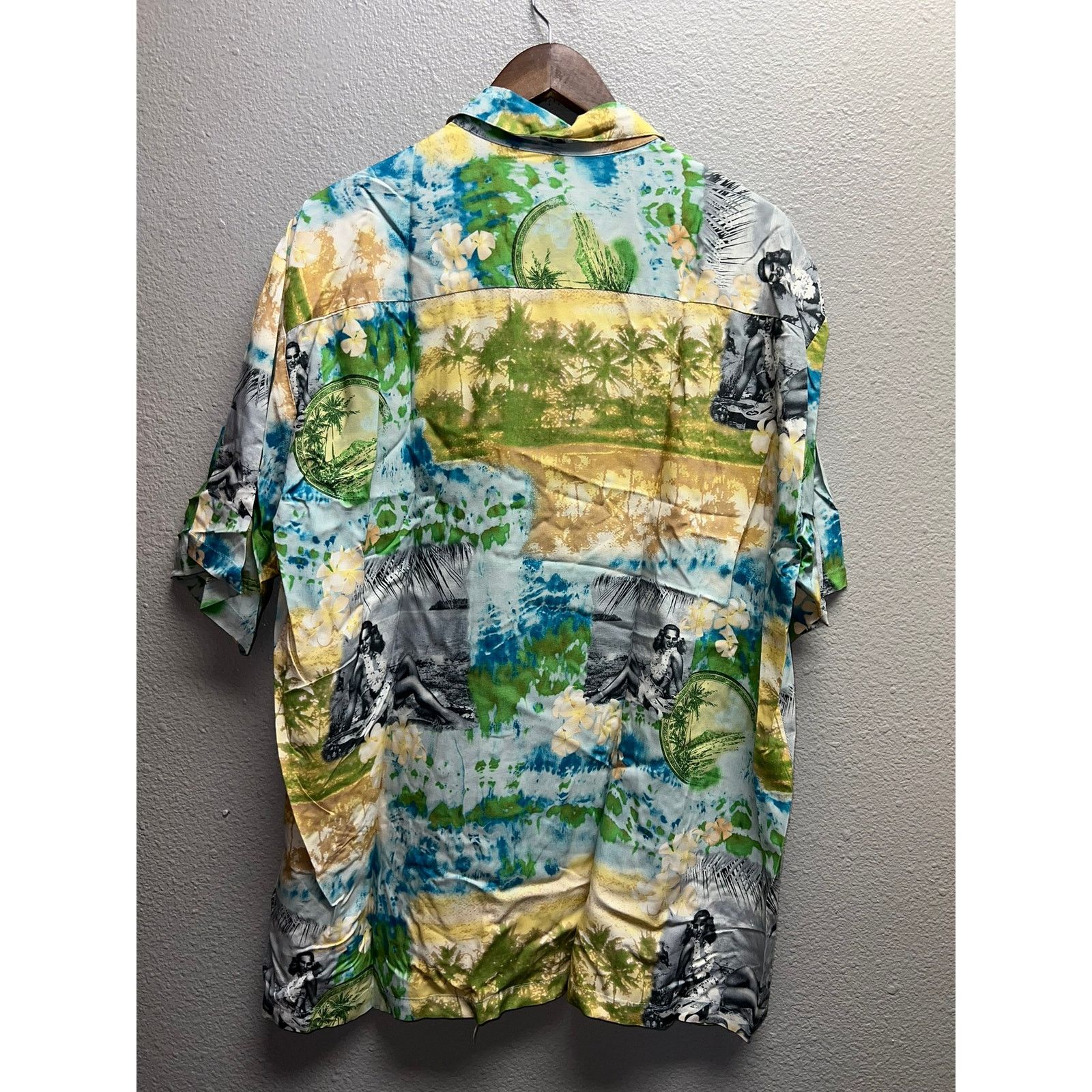 Tori Richard Vintage Tori Richard Hawaii Button Up Shirt Hawaiian VTG XL Size US XL / EU 56 / 4 - 7 Thumbnail