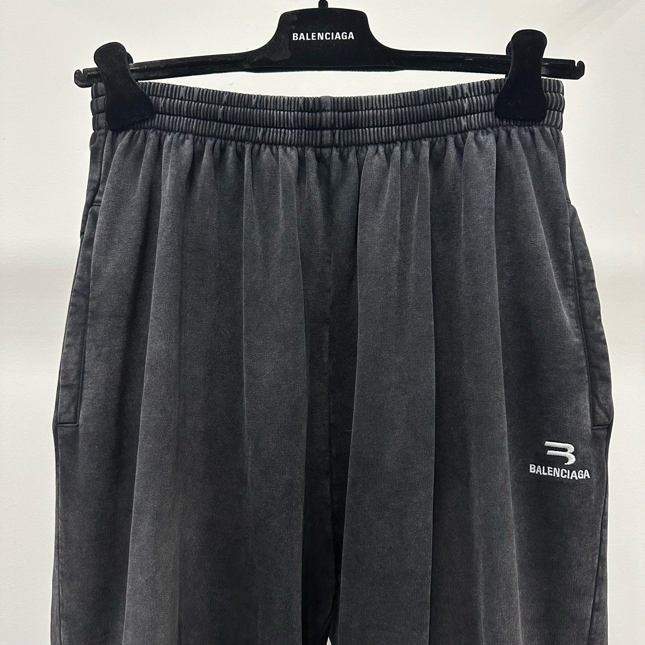 Balenciaga Balenciaga FW21 Sporty B Washed Black Pant Size US 32 / EU 48 - 3 Thumbnail
