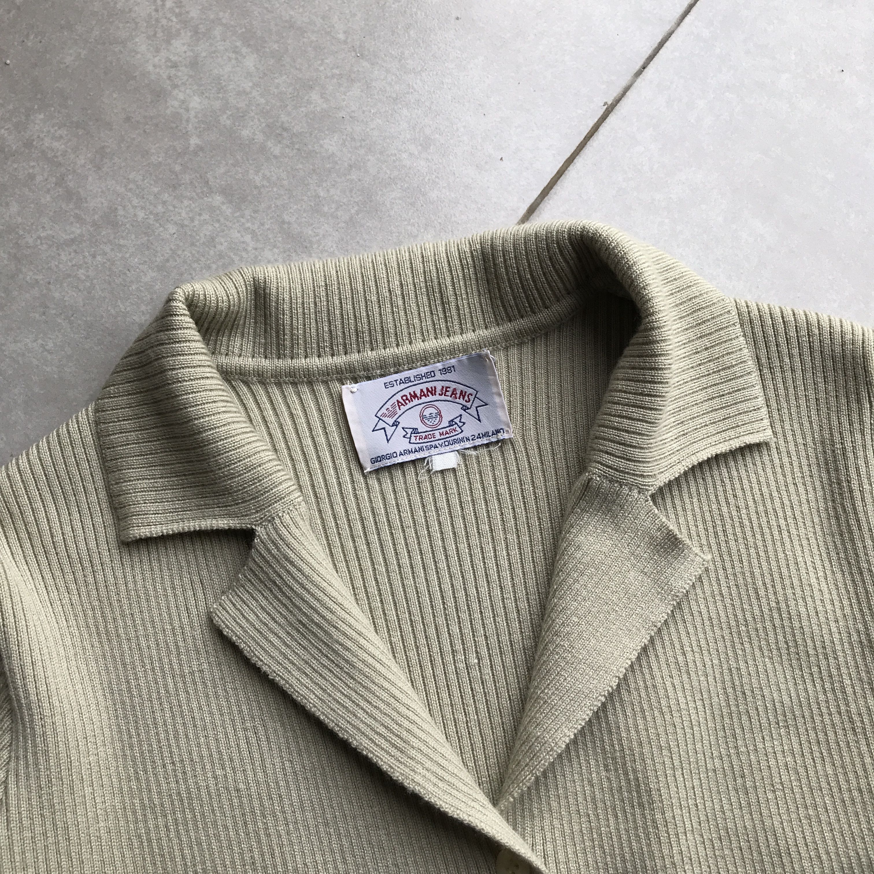 Giorgio Armani Vintage armani jeans wool shirt Size XS / US 0-2 / IT 36-38 - 9 Thumbnail