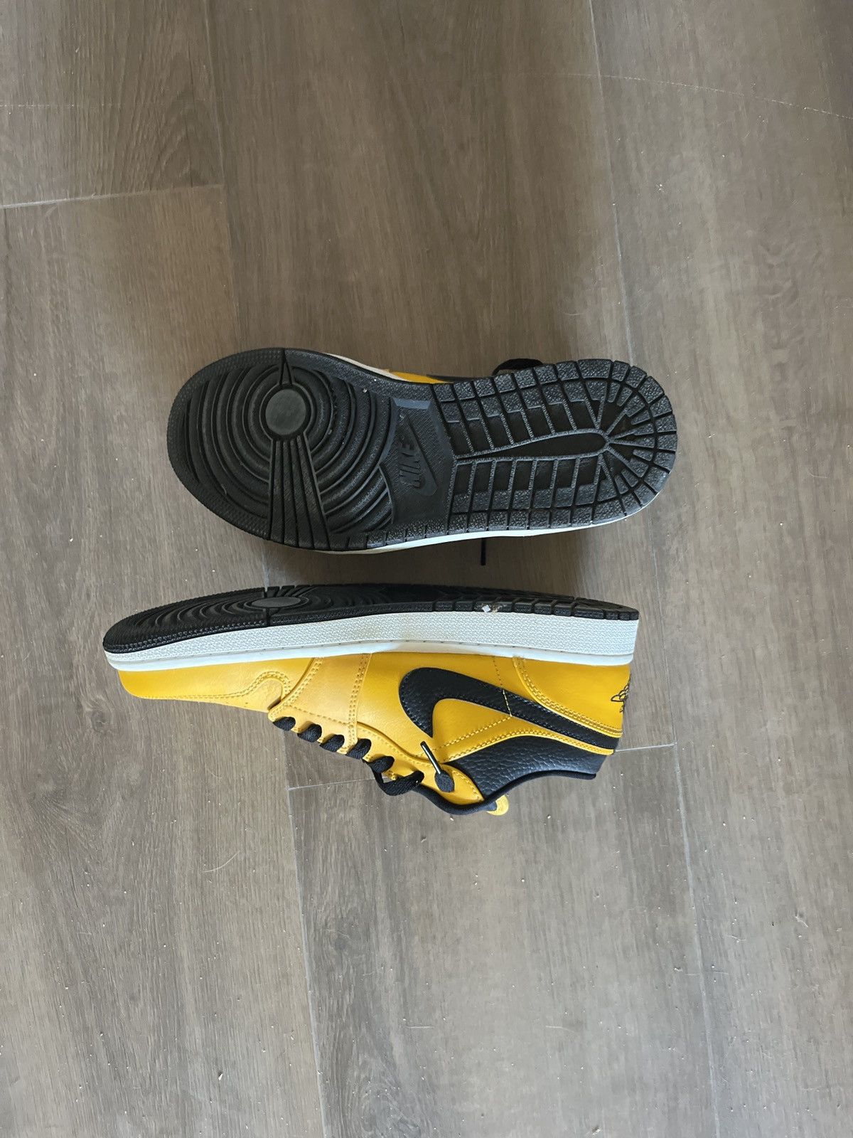 Nike Nike Jordan’s low top Size US 9 / EU 42 - 5 Thumbnail