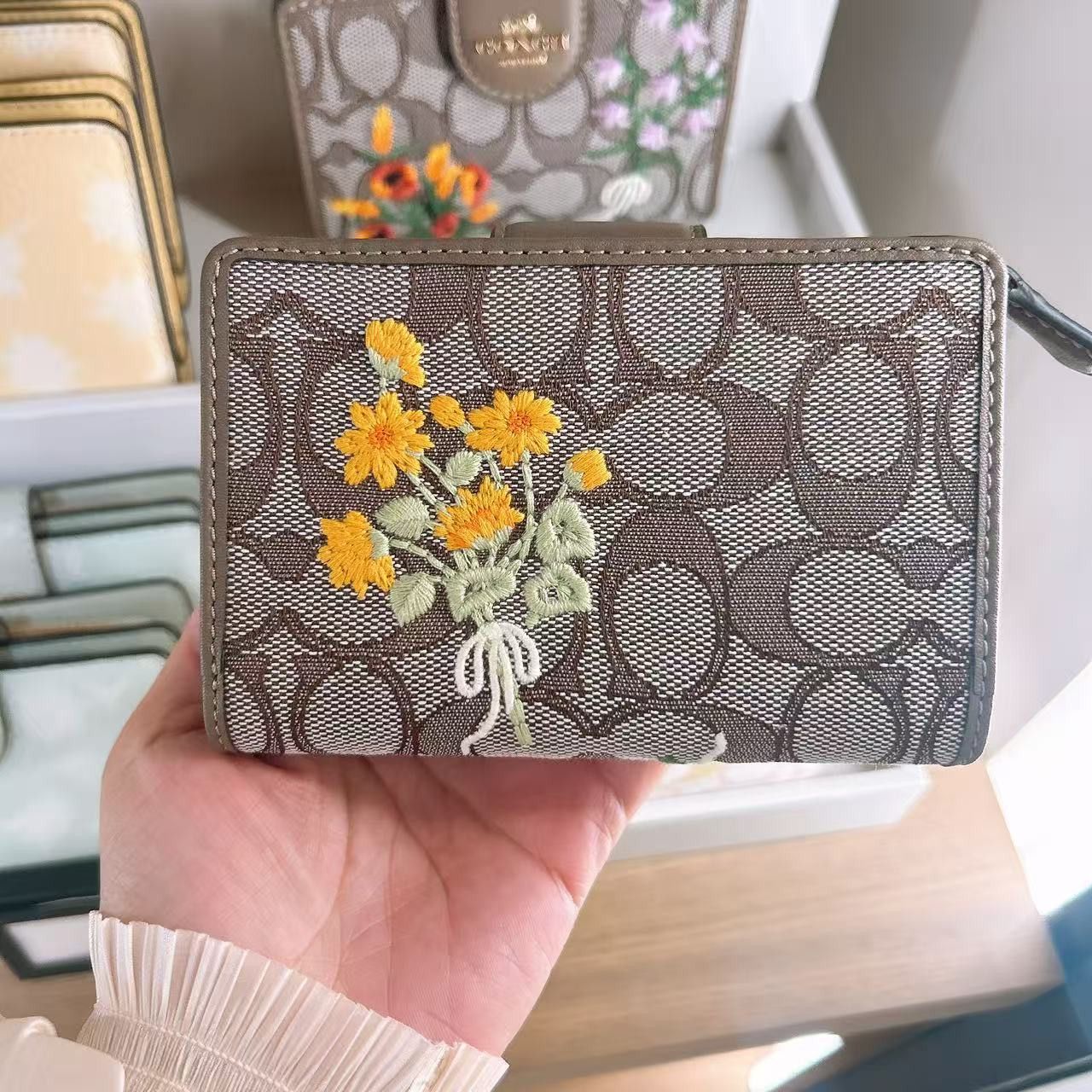 Coach Medium Corner Zip Wallet With Floral Embroidery CEC32 Size ONE SIZE - 3 Thumbnail