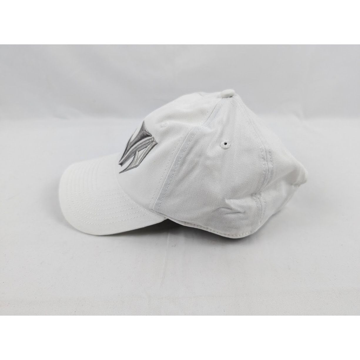 JW Anderson o1rshd1 Size: OS Baseball Cap in White Size ONE SIZE - 6 Thumbnail