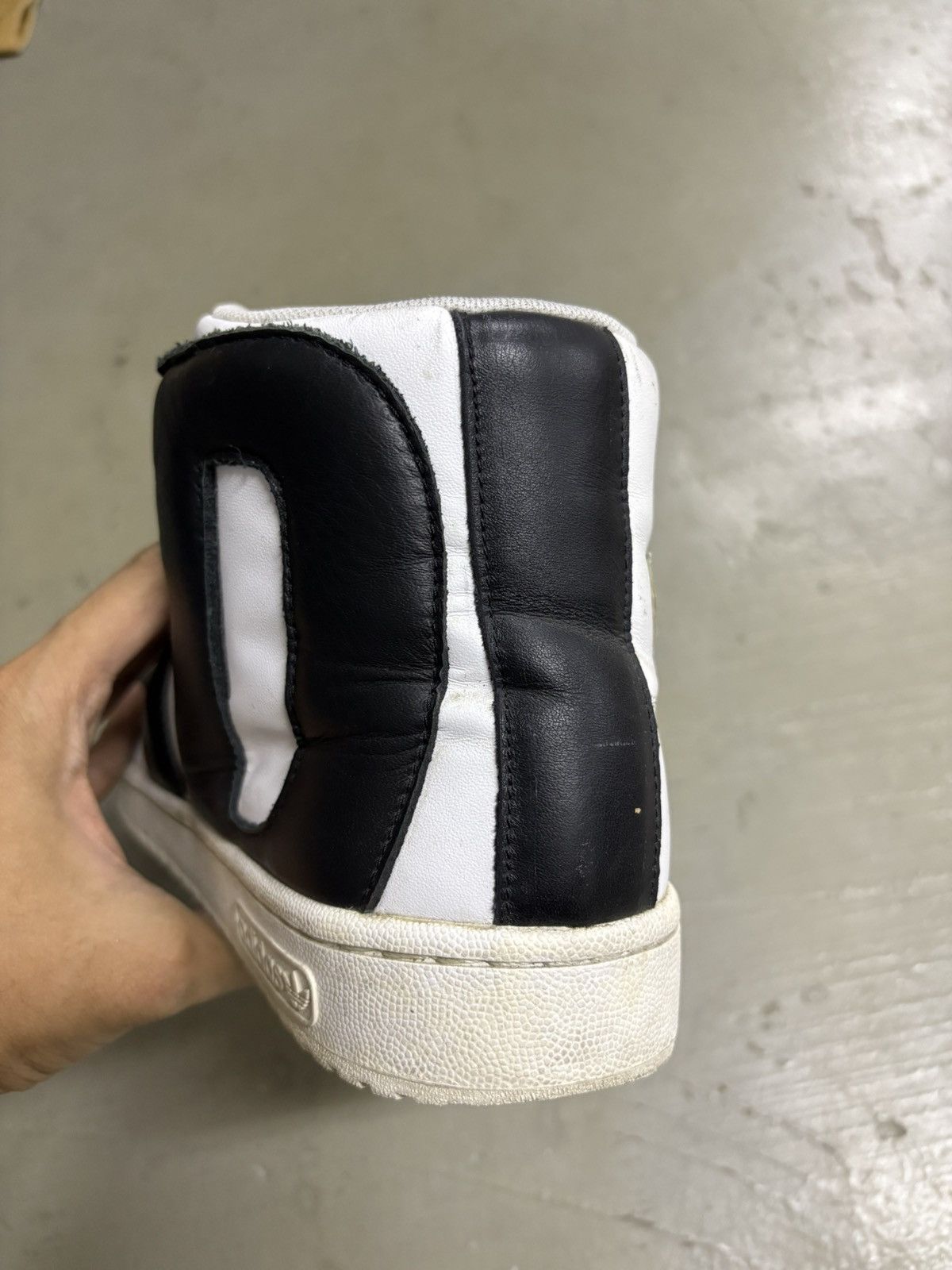 Adidas × Jeremy Scott adidas Originals Jeremy Scott LETTERS LEATHER Black White Size US 8.5 / EU 41-42 - 13 Thumbnail