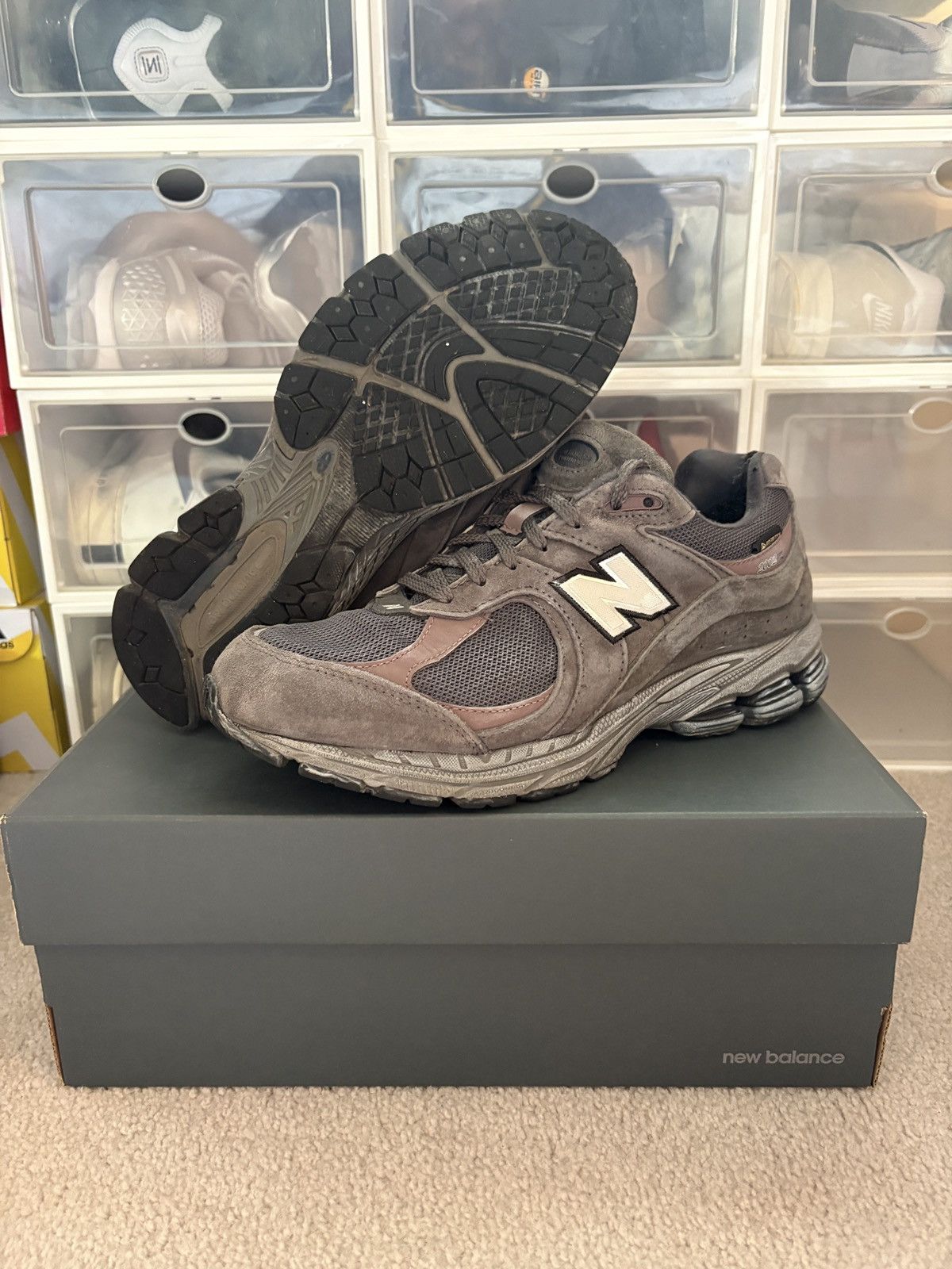 New Balance Size 8.5 - New Balance 2002R GORE-TEX Magnet Mood Indigo Size US 8.5 / EU 41-42 - 1 Thumbnail