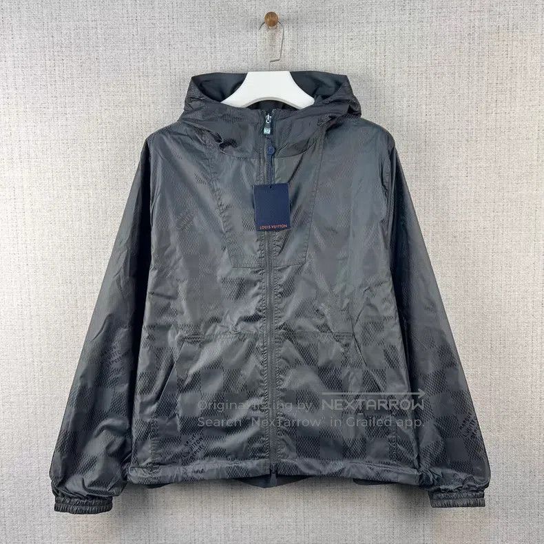 Louis Vuitton Louis Vuitton Solid leather logo zip-up hooded long-sleeve Size US L / EU 52-54 / 3 - 3 Thumbnail