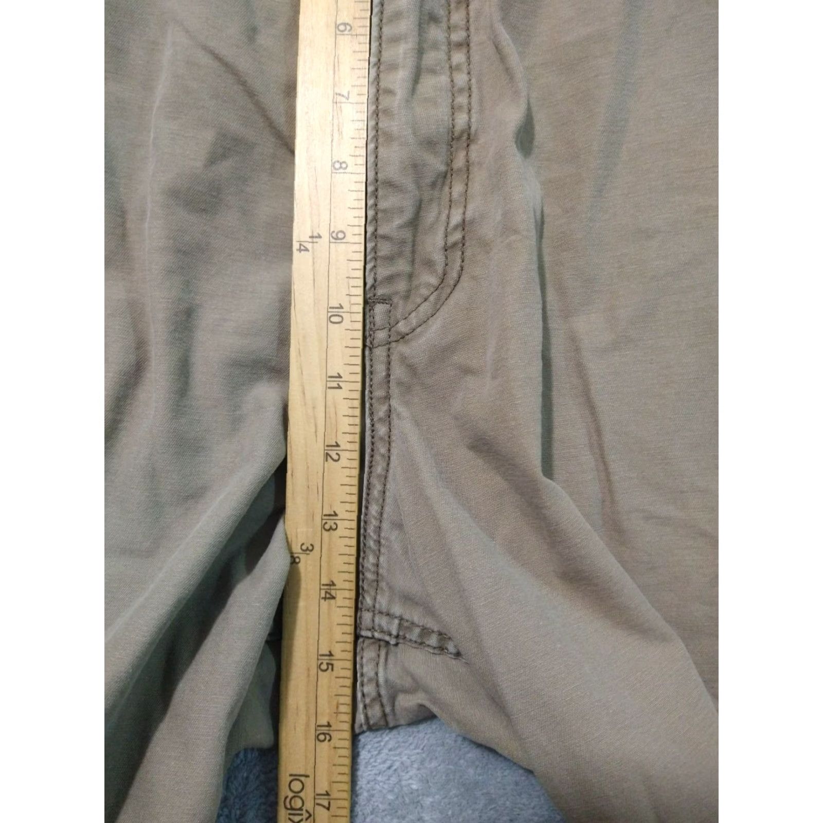Levi's Levis Cargo Shorts Mens 36 Brown Hip Hop High Rise 11in Inseam Relaxed Cotton Cargo Pocket Regular Rise 36 Mens Size US 36 / EU 52 - 4 Thumbnail