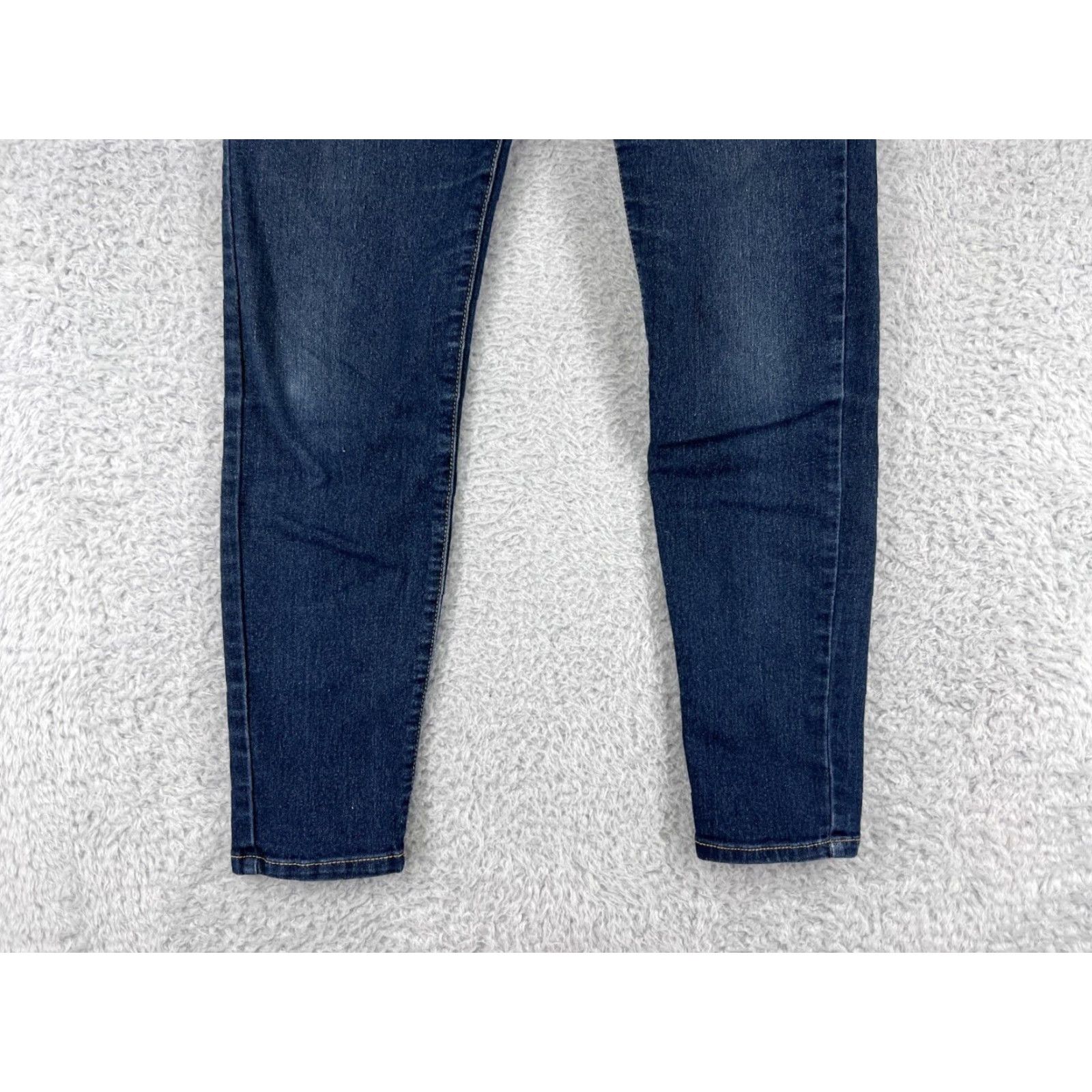 Forever 21 FOREVER 21 Denim Jeans - Blue Dark Wash - Women’s Skinny Fit 30 Inseam 27" Zip Fly 5-Pocket Cotton Blend Size 30" / US 8 / IT 44 - 5 Thumbnail