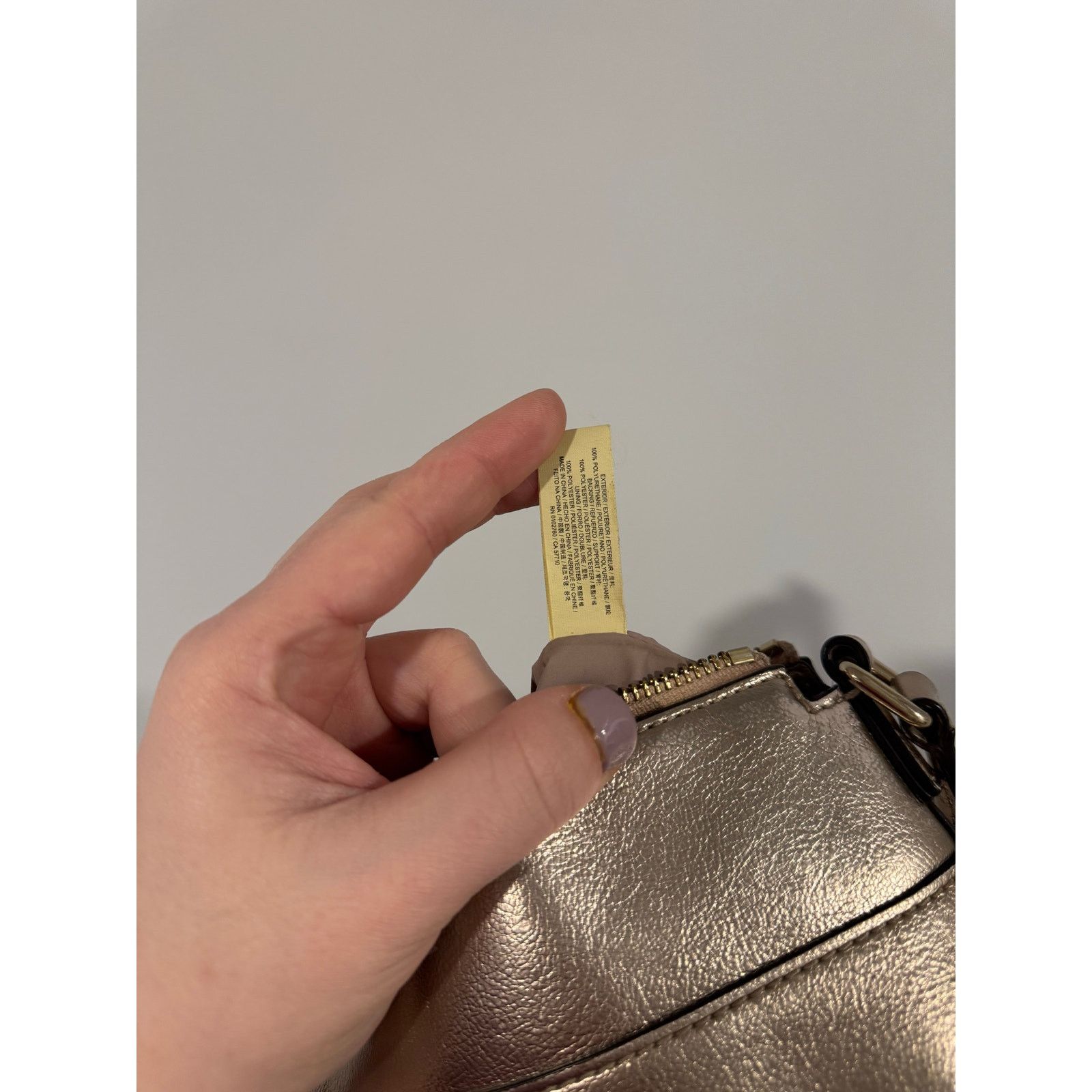 Kate Spade Kate Spade Crossbody Bag (in used condition- no returns) Size ONE SIZE - 9 Thumbnail