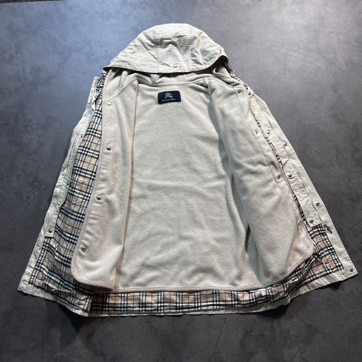 Burberry Vintage 00s Burberry London Big Logo Parka Puffer Jacket Size US S / EU 44-46 / 1 - 16 Thumbnail