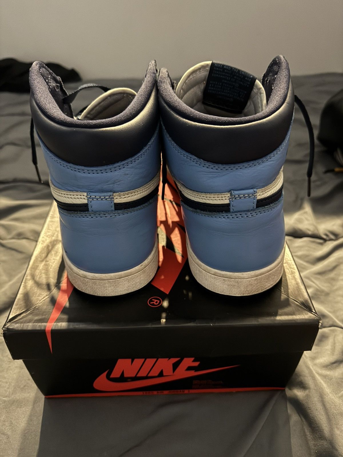Jordan Brand Jordan 1 Obsidian Size US 10.5 / EU 43-44 - 4 Thumbnail