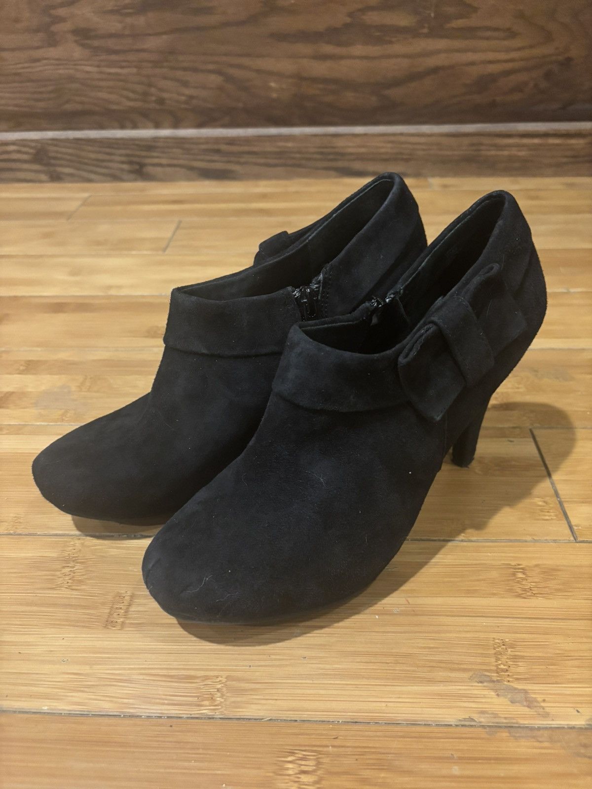 Other Black suede heels.wf-277 Size US 7 / IT 37 - 9 Thumbnail