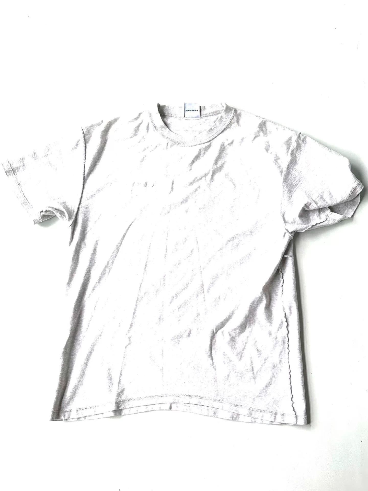 Vetements Vetements Label Patch Short-Sleeve Tee Size US XS / EU 42 / 0 - 1 Thumbnail