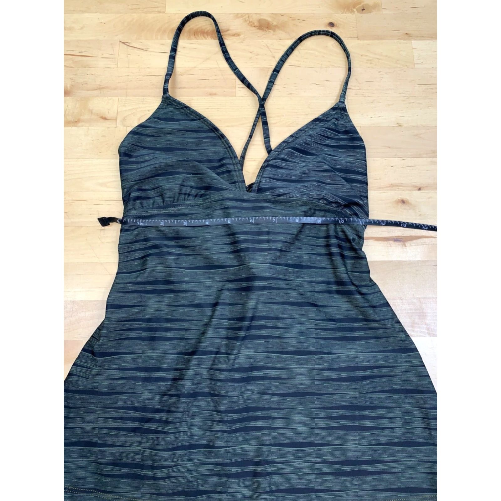 Athleta Athleta Tank Womens M Green Adjustable Strap Open Back Casual Shirt Size M / US 6-8 / IT 42-44 - 3 Thumbnail