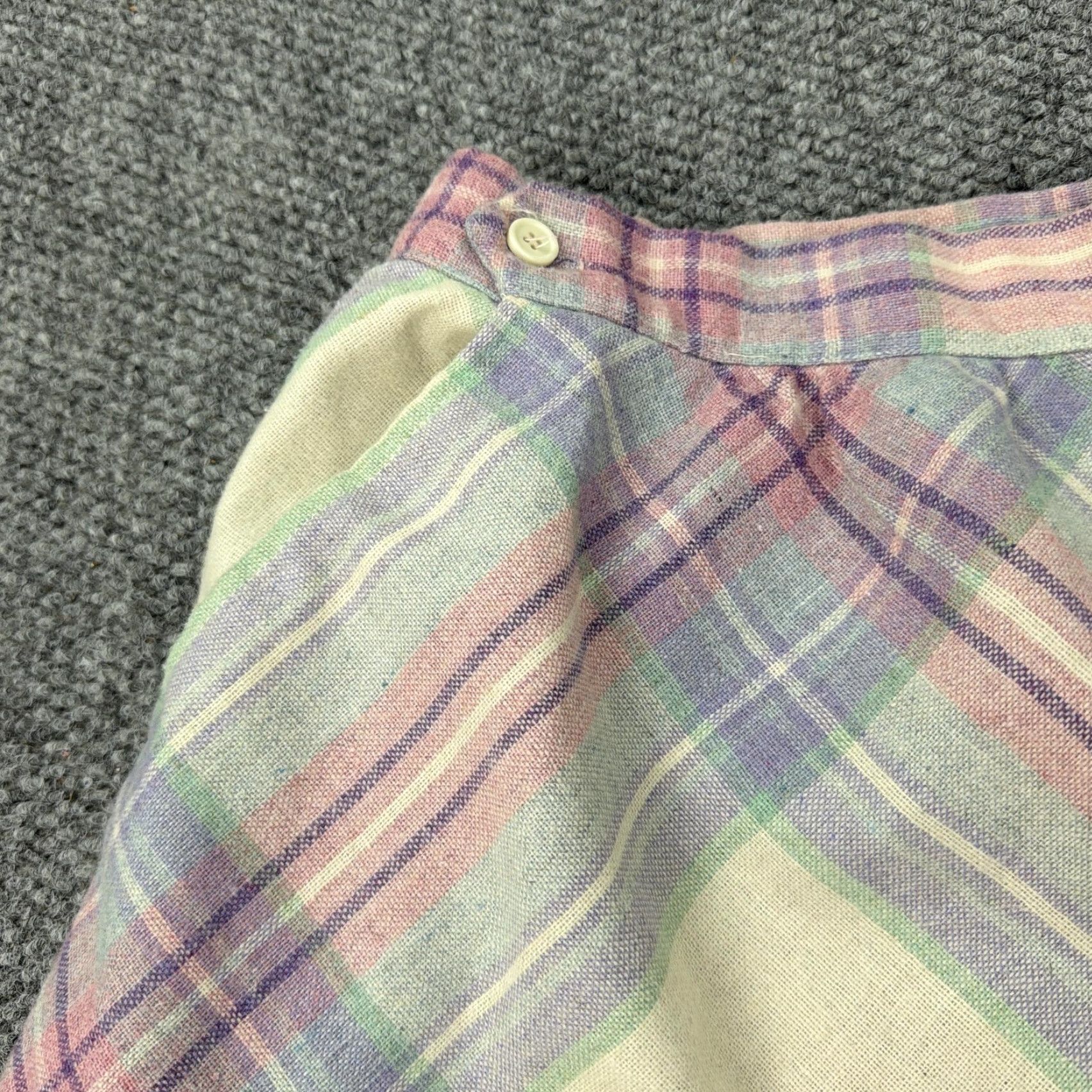 Vintage VINTAGE Skirt Womens Midi A-Line Plaid White 11 80s Boho Button Pockets Sat Casual Mens Womens Girls Teens Size 32" / US 10 / IT 46 - 3 Thumbnail