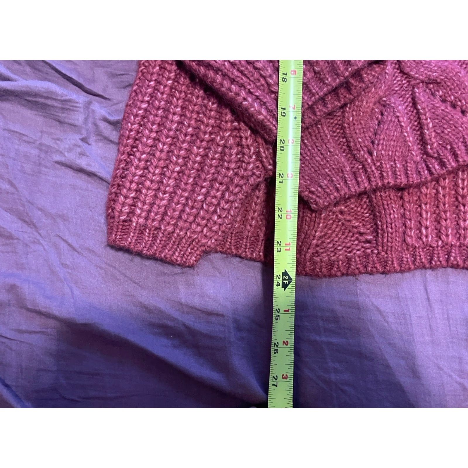 Anthropologie Anthropologie Sweater Cable-Knit V-Neckline M Burgundy Women Pullover Size M / US 6-8 / IT 42-44 - 3 Thumbnail