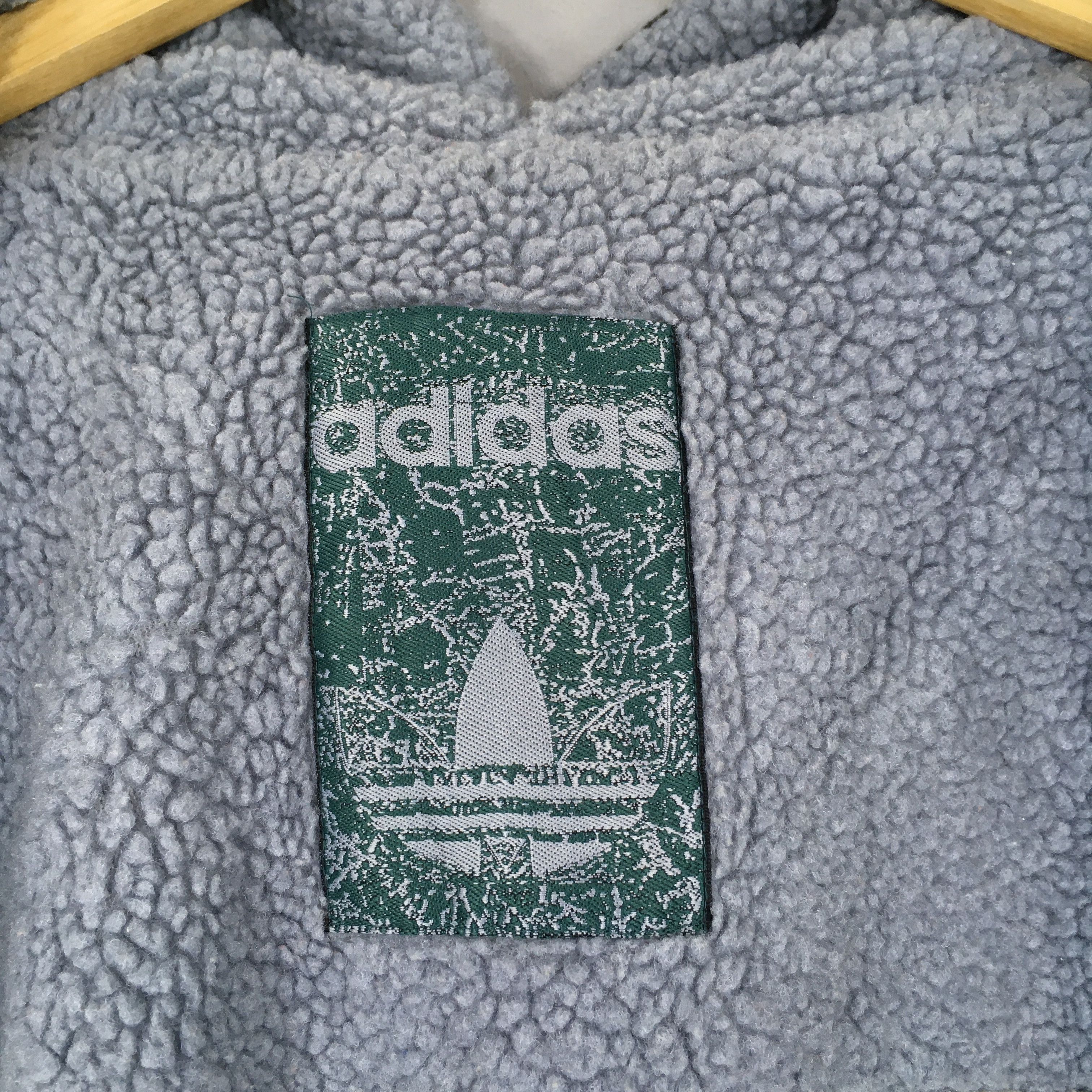 Adidas × RUN DMC × Vintage Vintage Adidas Trefoil Sherpa Hoodie Sweatshirt Medium Size US M / EU 48-50 / 2 - 6 Thumbnail