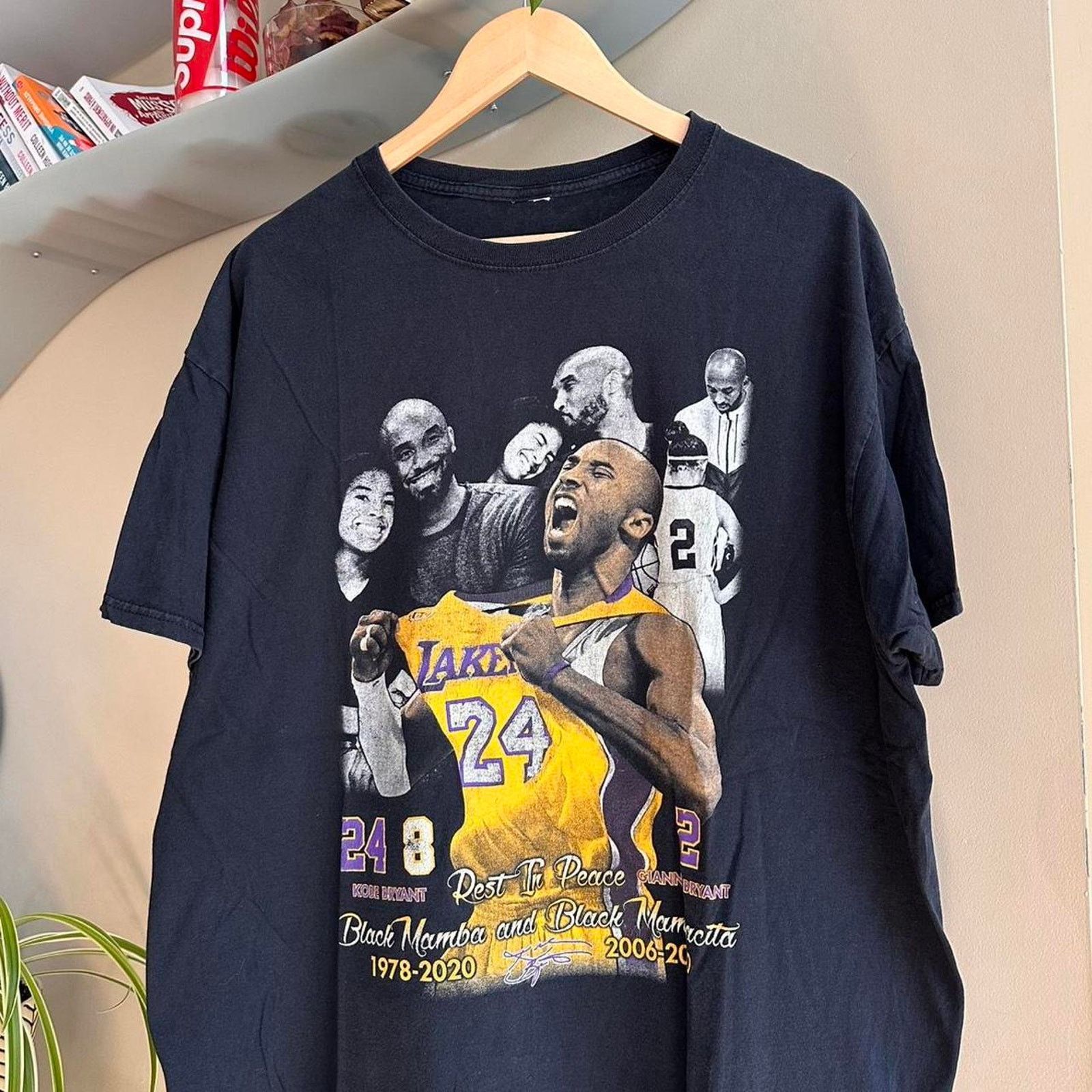 NBA × Vintage Vintage Y2K Kobe Bryant Memorial Shirt Size US XL / EU 56 / 4 - 2 Thumbnail