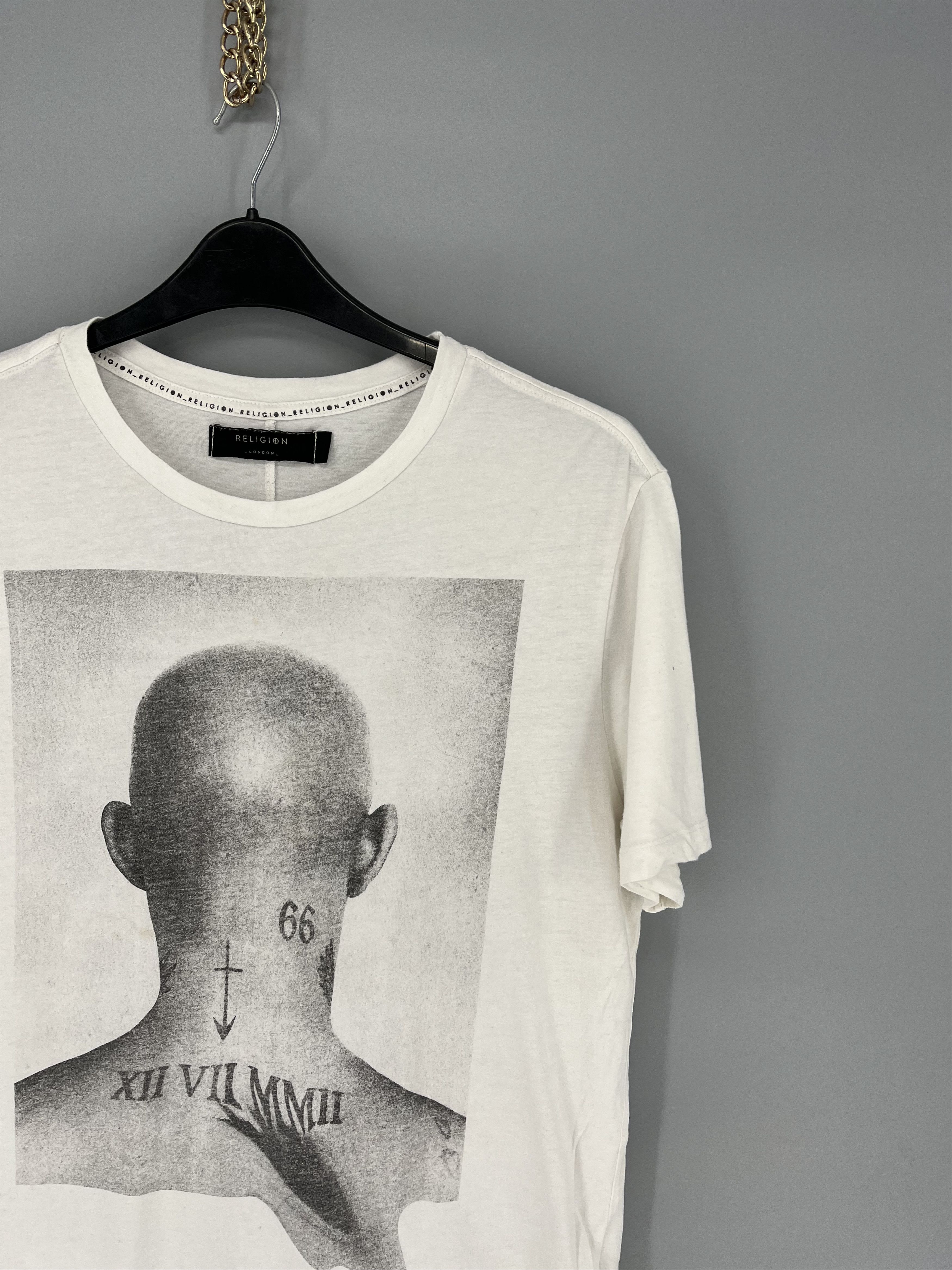 Other Vintage Y2K Religion 66 77 T-Shirts ART Size US M / EU 48-50 / 2 - 6 Thumbnail