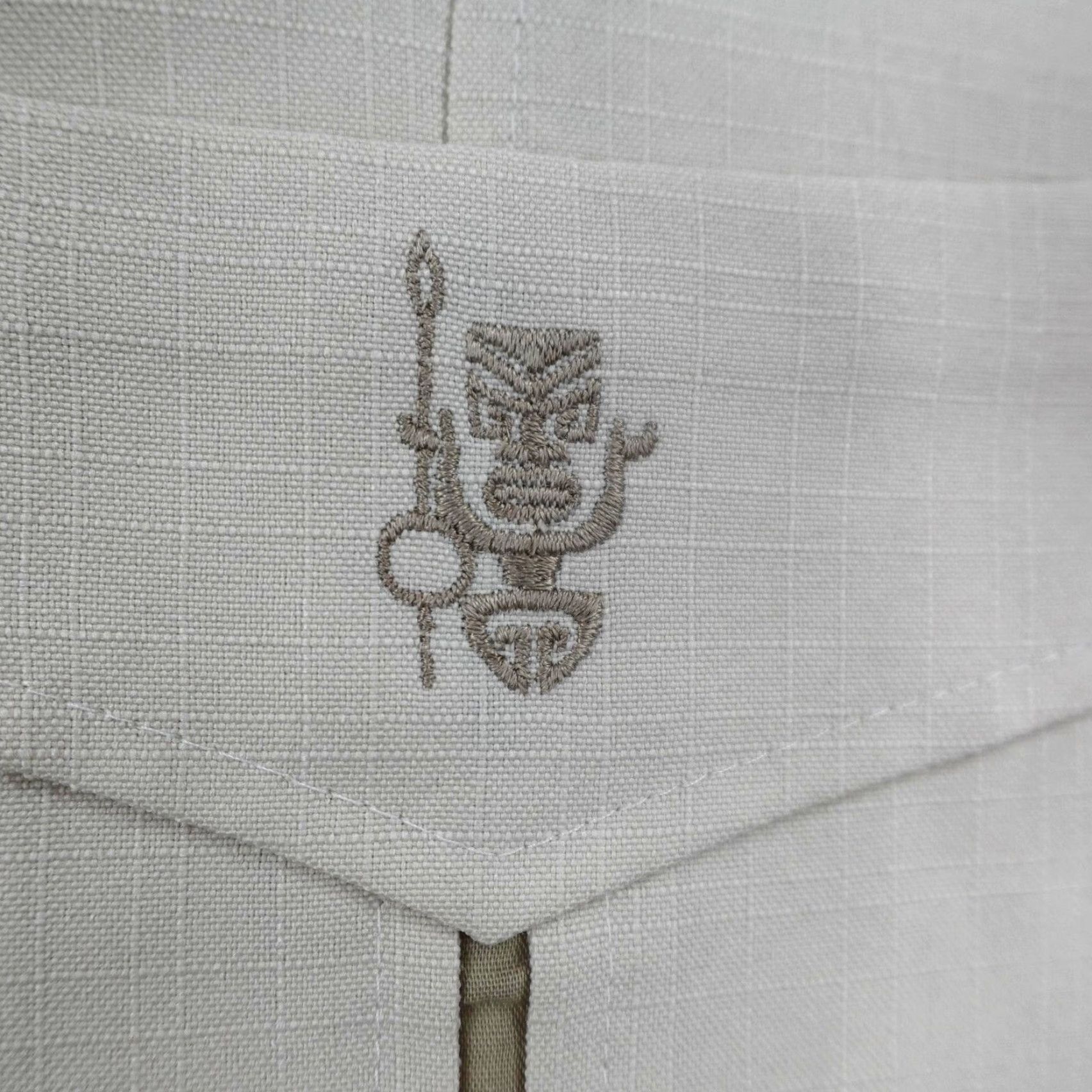 IOLANI VINTAGE Iolani Executive Shirt Mens Tan Large Tiki Camp Hawaiian Wedding Aloha Shirt Size US M / EU 48-50 / 2 - 4 Thumbnail