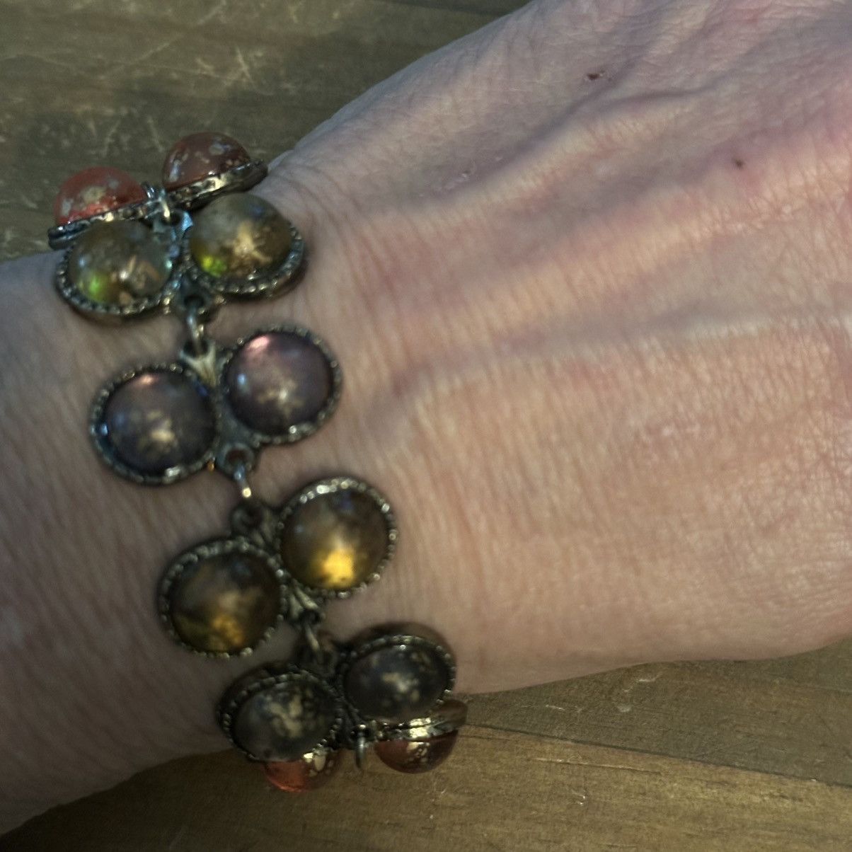 Other Bronze tone multi color cabochon stone link bracelet Size ONE SIZE - 4 Thumbnail