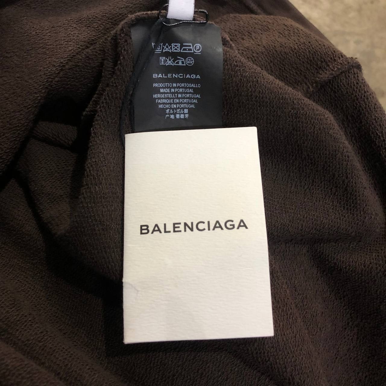 Balenciaga Balenciaga Sleeves Embroidered logo cropped hoodie BNWT Size US XL / EU 56 / 4 - 8 Thumbnail