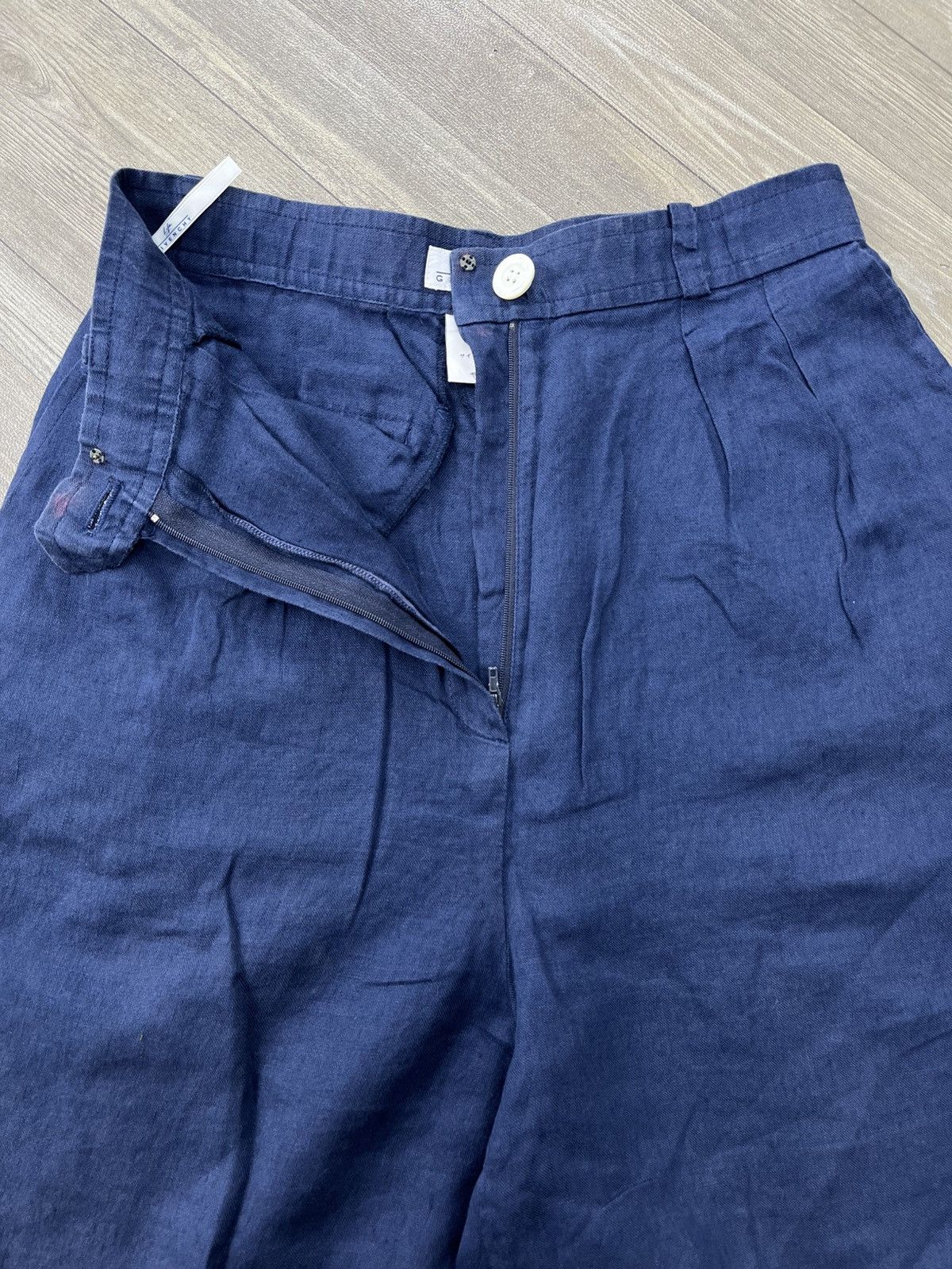 Givenchy Vintage Live Givenchy Cotton Blue Short Pants Size US 27 - 5 Thumbnail