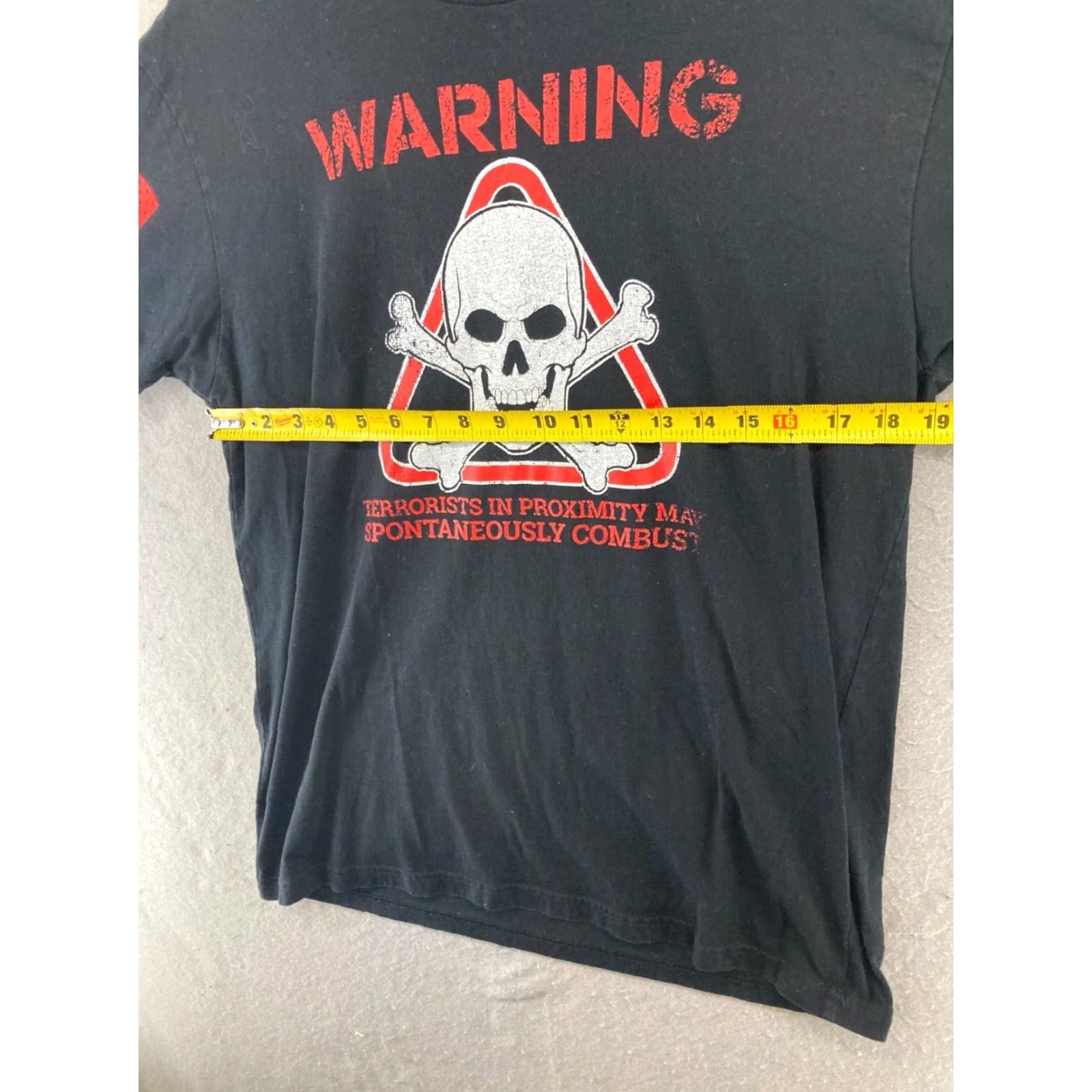 Vintage Grunt Style T-Shirt Mens L Black Skull Graphic Print Crew Neck - Shirts - Men - Skull - 2010s? Size US L / EU 52-54 / 3 - 2 Thumbnail