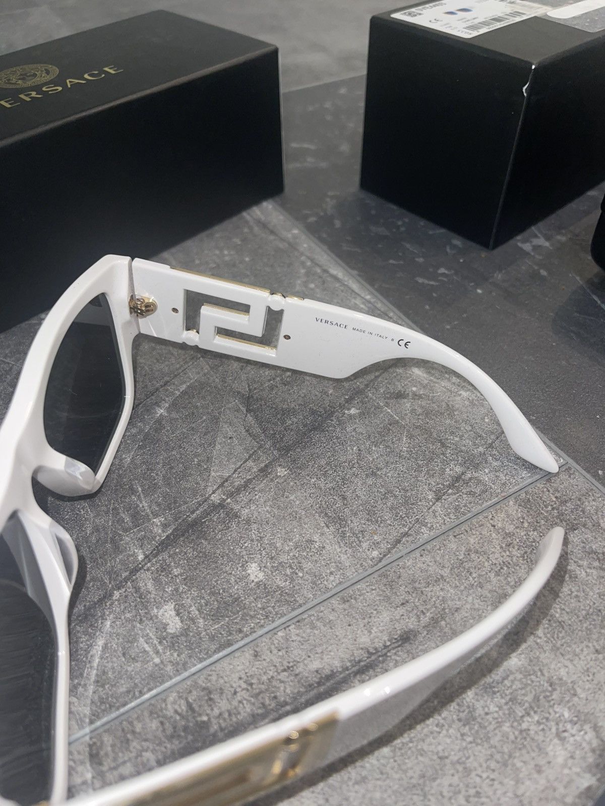 Versace Versace white gold unisex shades Full Set Size ONE SIZE - 4 Thumbnail