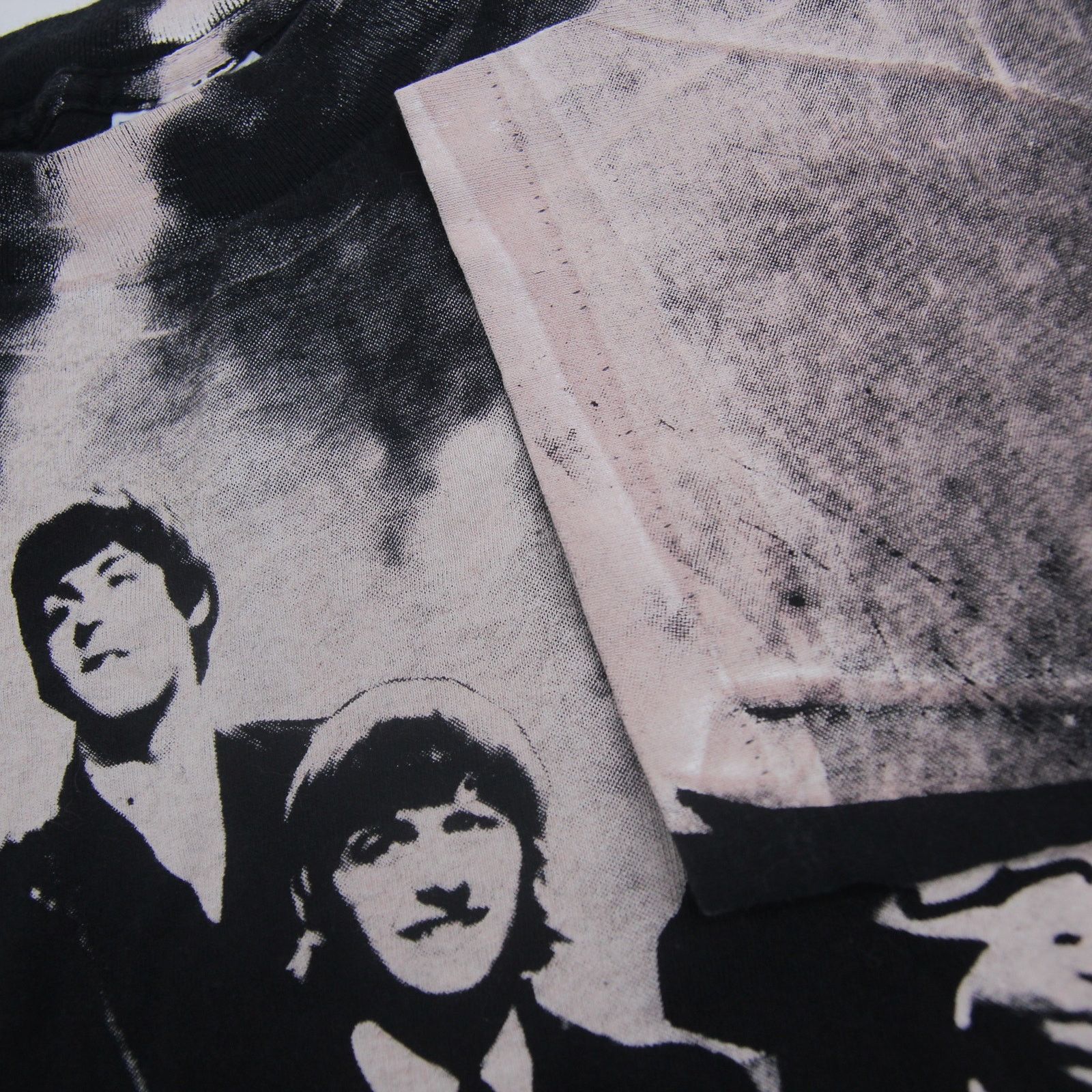 Band Tees × Vintage Vintage The Beatles Allover Print Graphic T Shirt Size US L / EU 52-54 / 3 - 3 Thumbnail