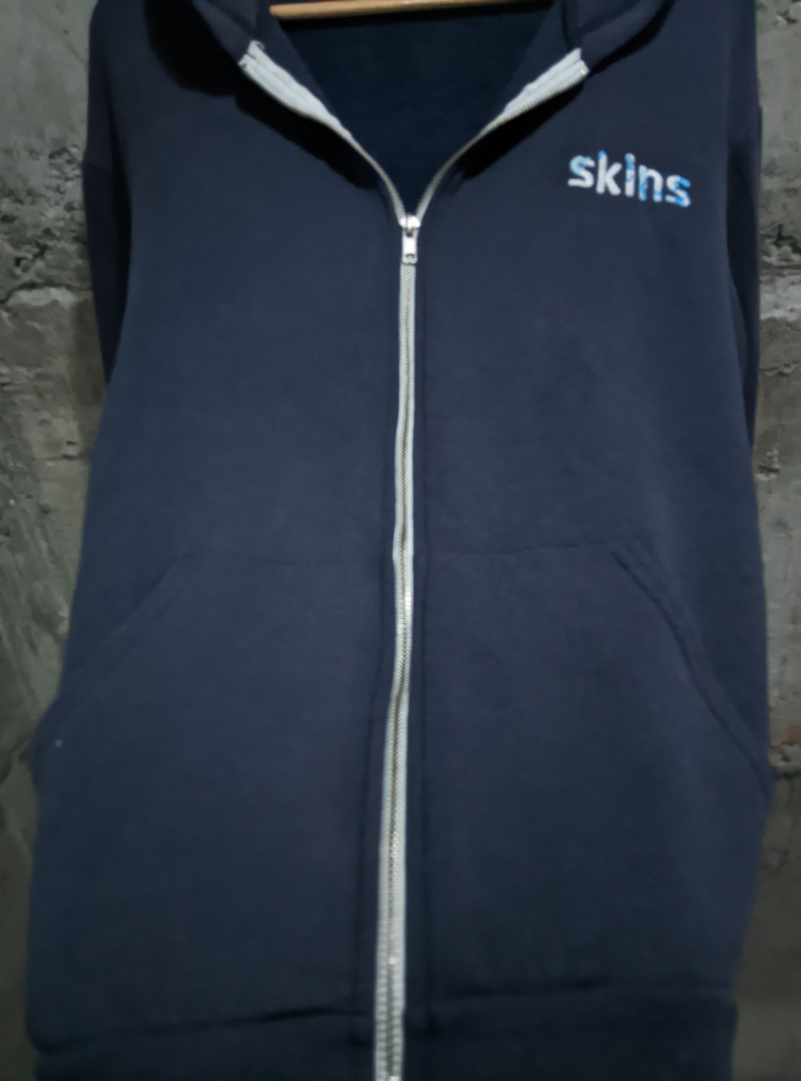 Vintage Vintage 2000s skins 1st generation tv show hoodie Size US XL / EU 56 / 4 - 7 Thumbnail