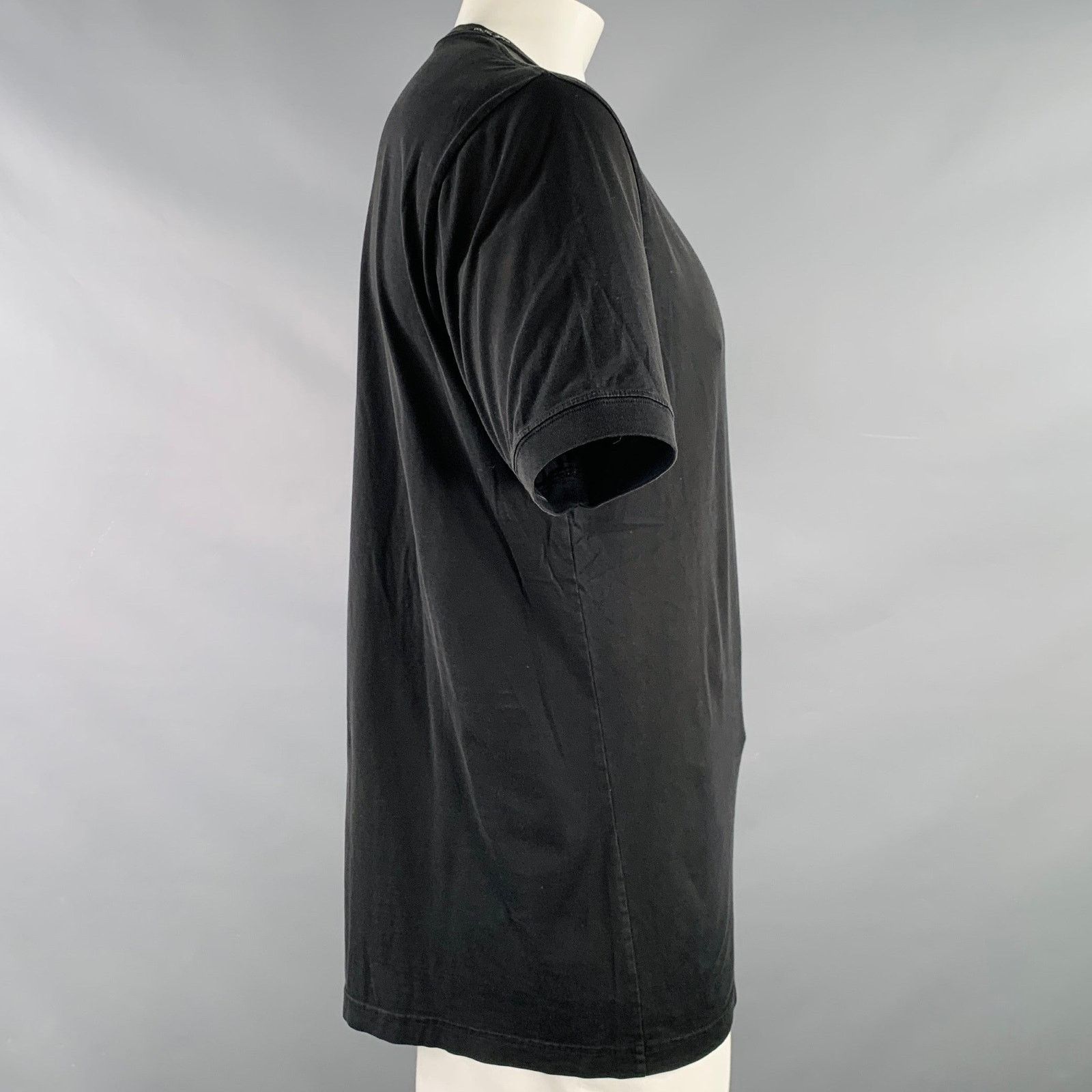 Dolce & Gabbana Size 44 Black Cotton Jersey Distressed V-Neck T-shirt Size US S / EU 44-46 / 1 - 2 Thumbnail