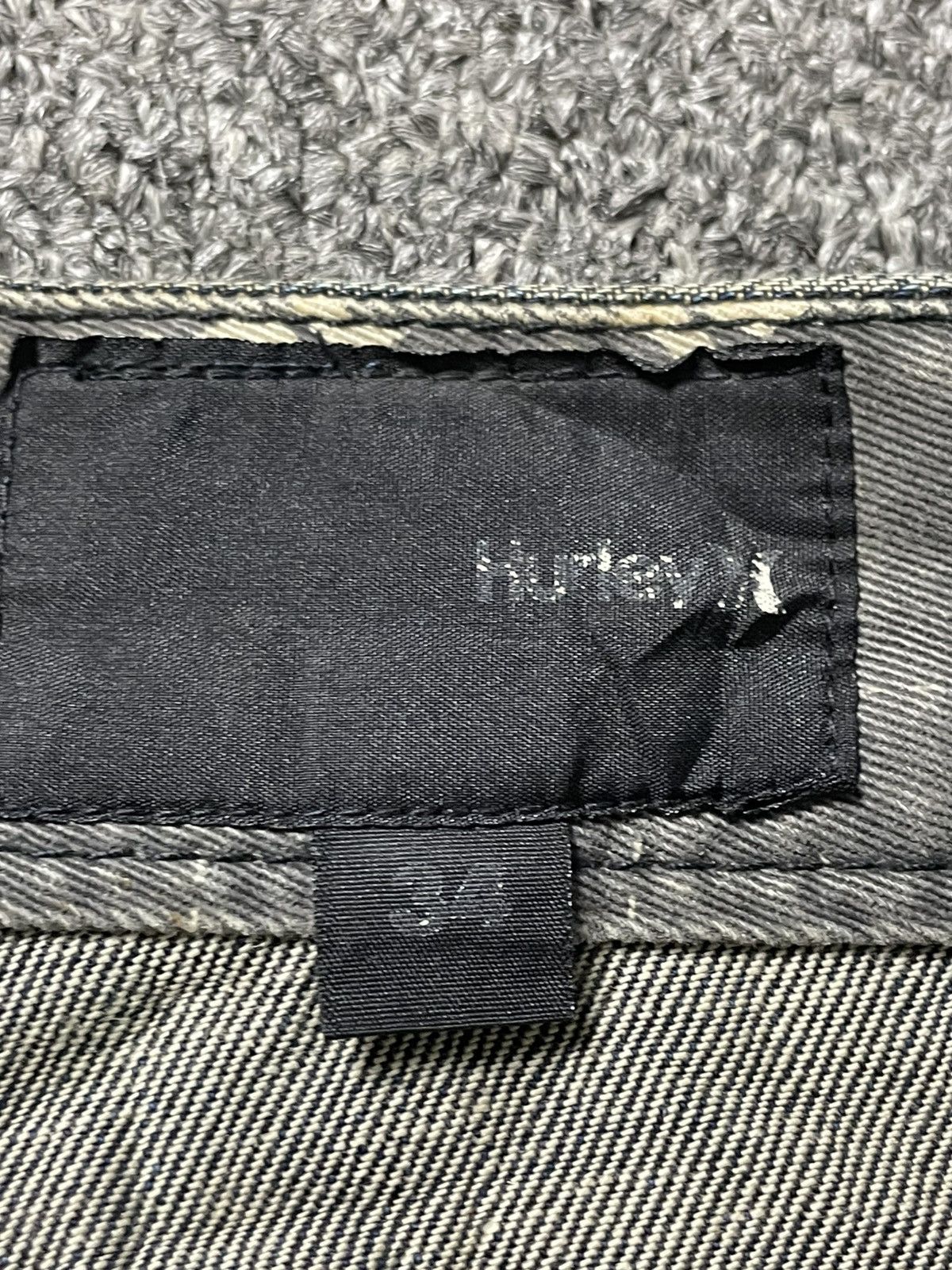 Hurley × Vintage HURLEY Men’s Fashion Distressed Denim Jeans (106) Size US 35 - 6 Thumbnail